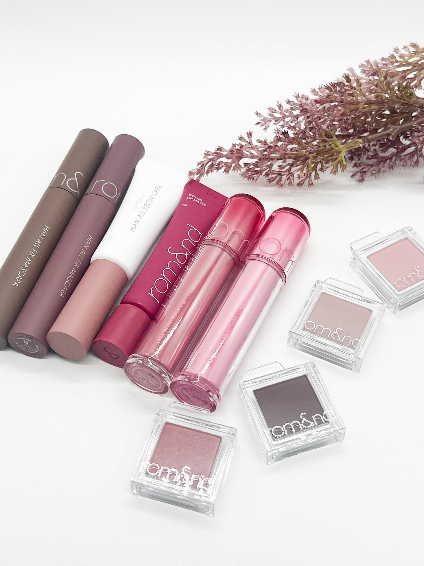 りぴ☆Webライター on LIPS 「ロムアンドコスメセット💄★ハンオールブロウカラ05大人気❣️ロ..」(3枚目)