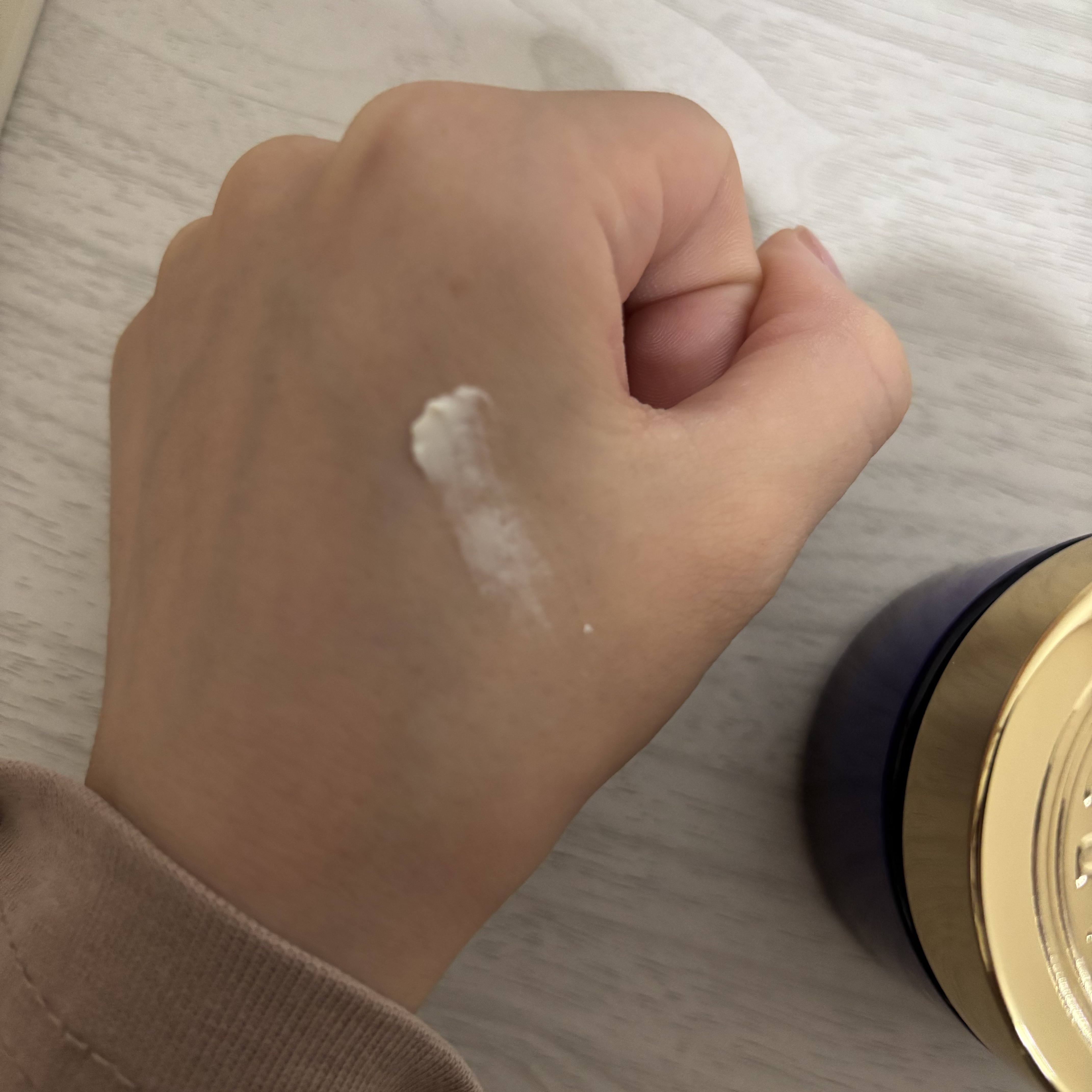 フランキンセンス インテンス リフトクリーム/ニールズヤード レメディーズ/フェイスクリームを使ったクチコミ（3枚目）