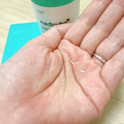 アゼライン酸ナイアシンアミドクリアトナー/MEDICUBE/化粧水を使ったクチコミ(4枚目)