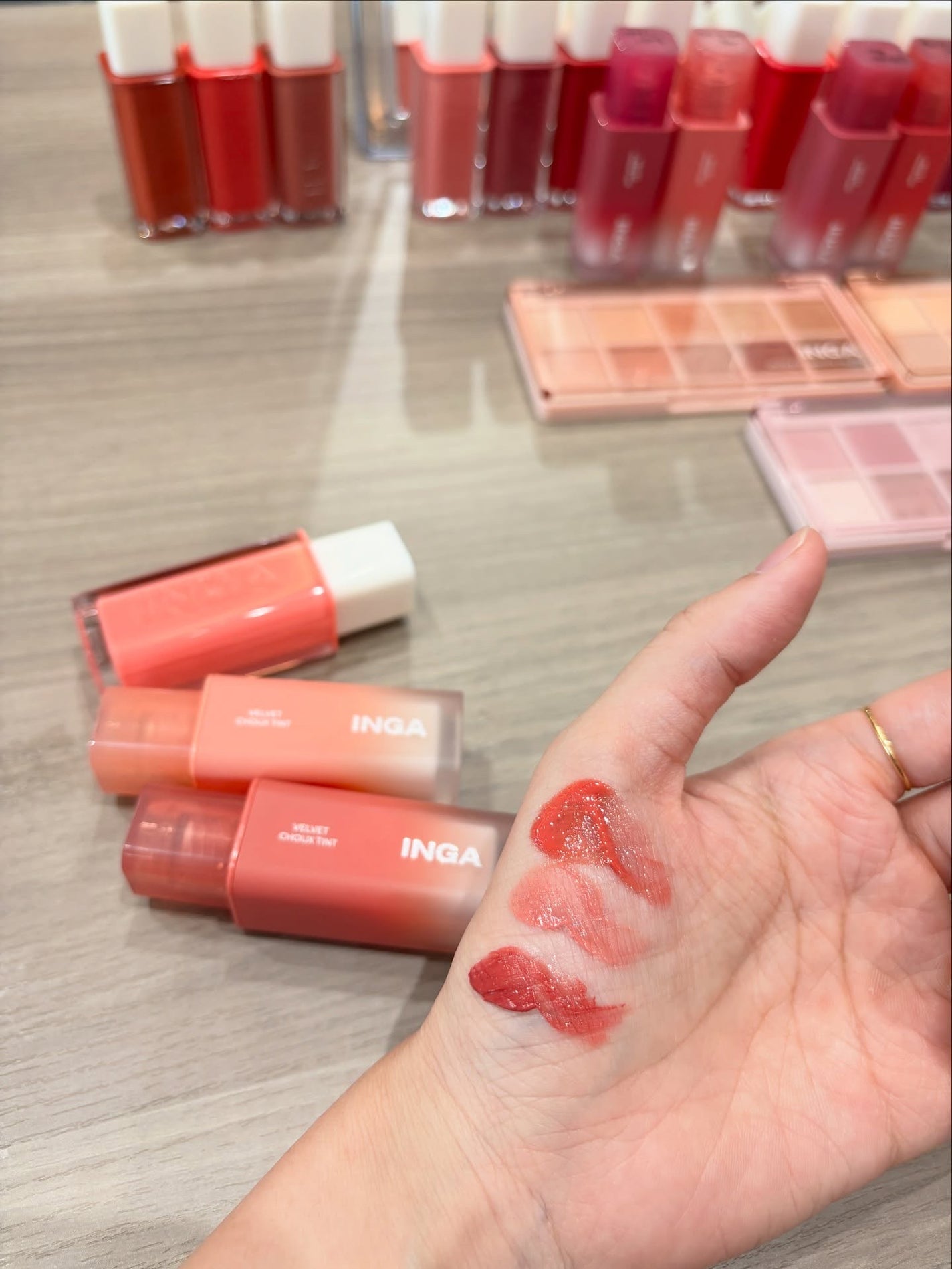ベルベットシューティント/INGA/リップティントを使ったクチコミ(6枚目)