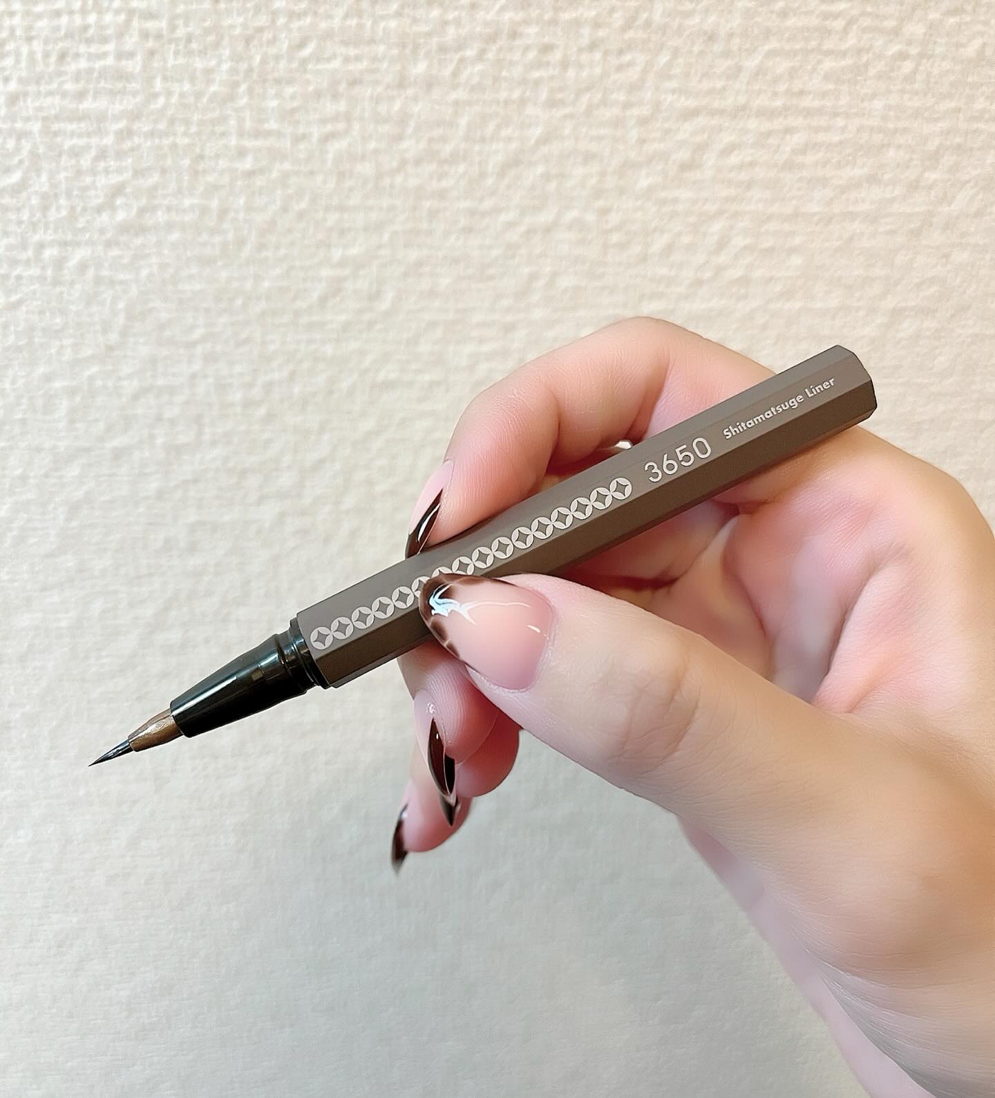 リキッドアイライナー /3650/リキッドアイライナーを使ったクチコミ（2枚目）