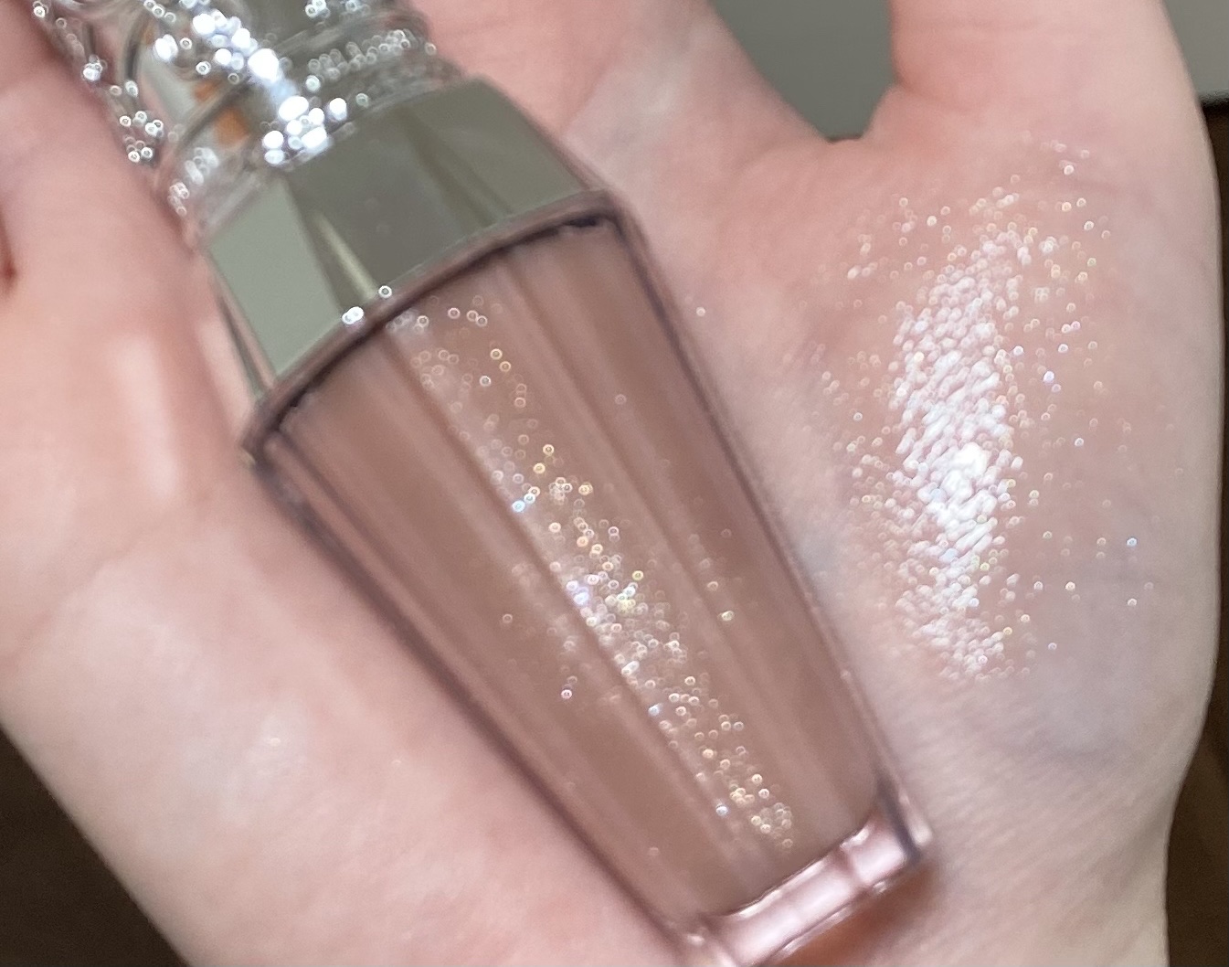 ジルスチュアート　クリスタルブルーム　リップブーケ セラム 14 ranunculus sparkle/JILL STUART/リッププランパーを使ったクチコミ（2枚目）