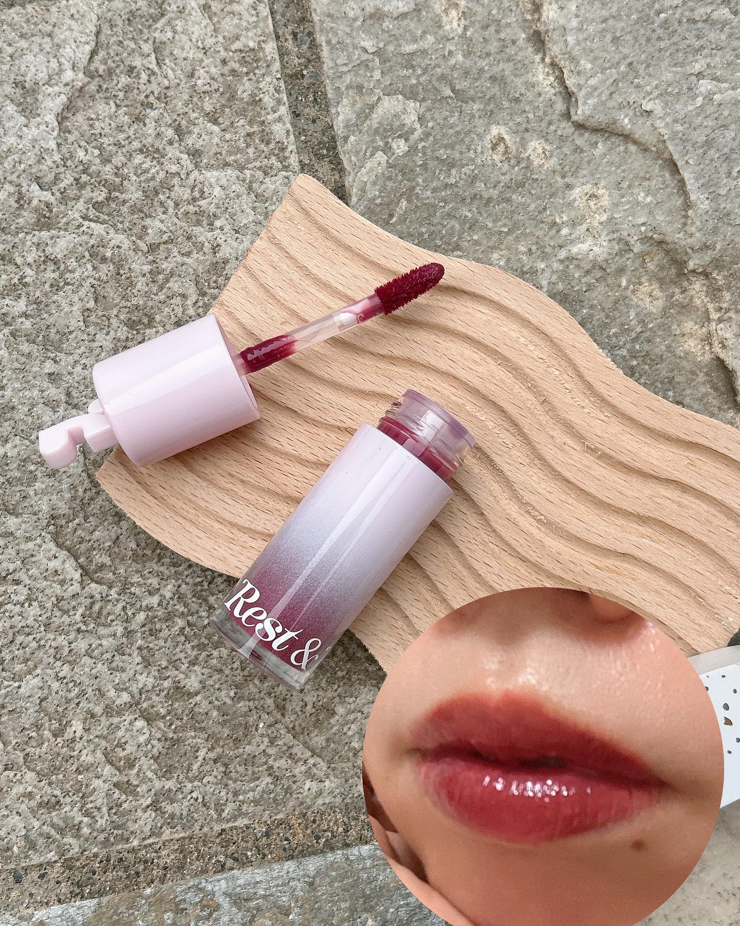 ウォーターグレーズリップティント/Rest & Recreation BEAUTY/リップティントを使ったクチコミ（2枚目）