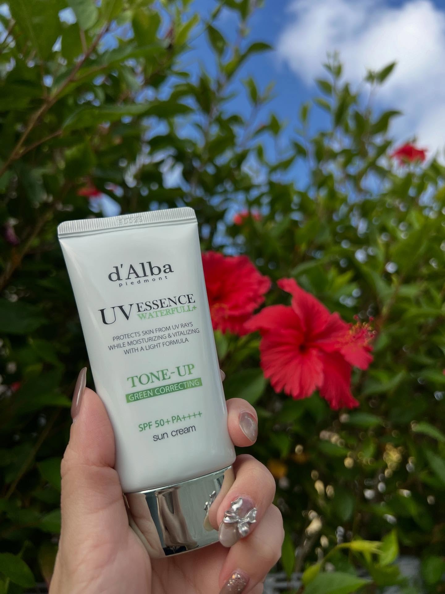 クリーンティーツリーリポソームトーンアップサンクリーム（グリーン）/ダルバ/日焼け止めクリームを使ったクチコミ（1枚目）