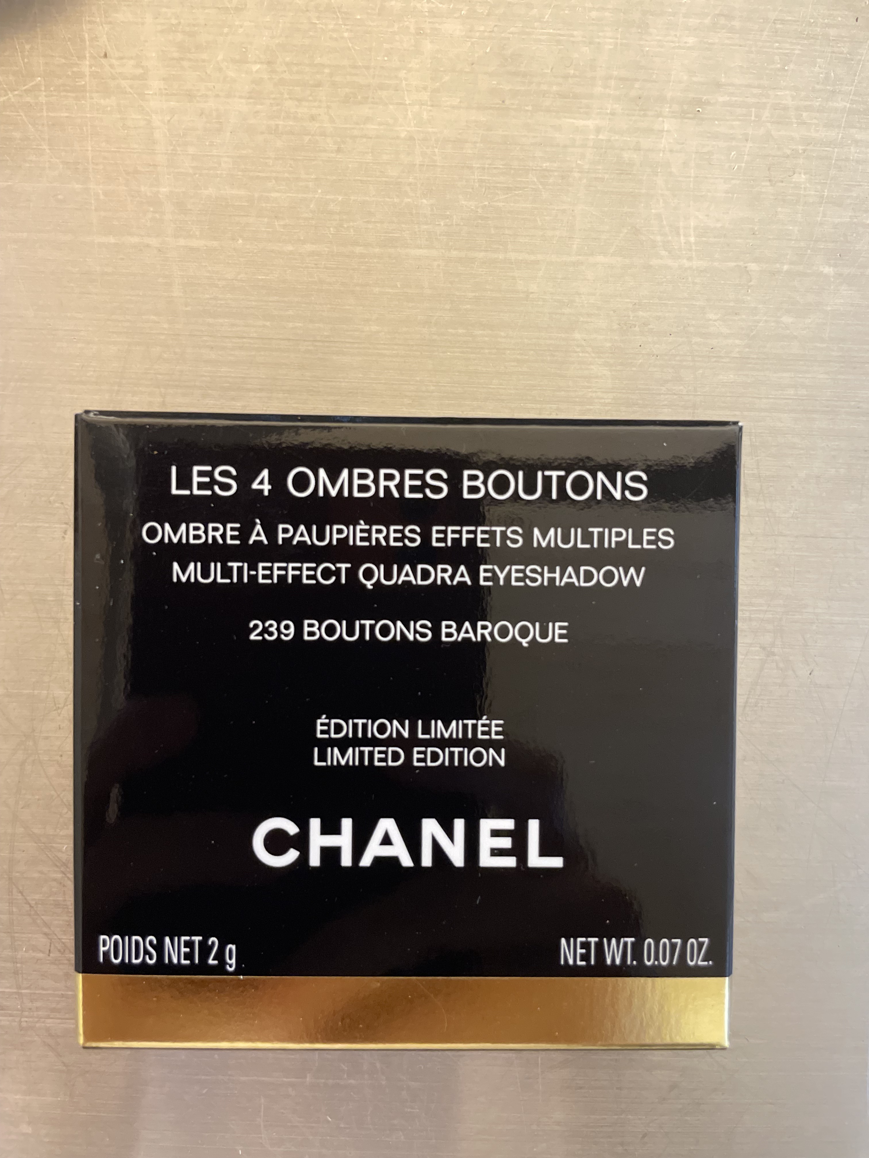 レ キャトル オンブル ブトン 239 ブトン バロック/CHANEL/アイシャドウパレットを使ったクチコミ（2枚目）