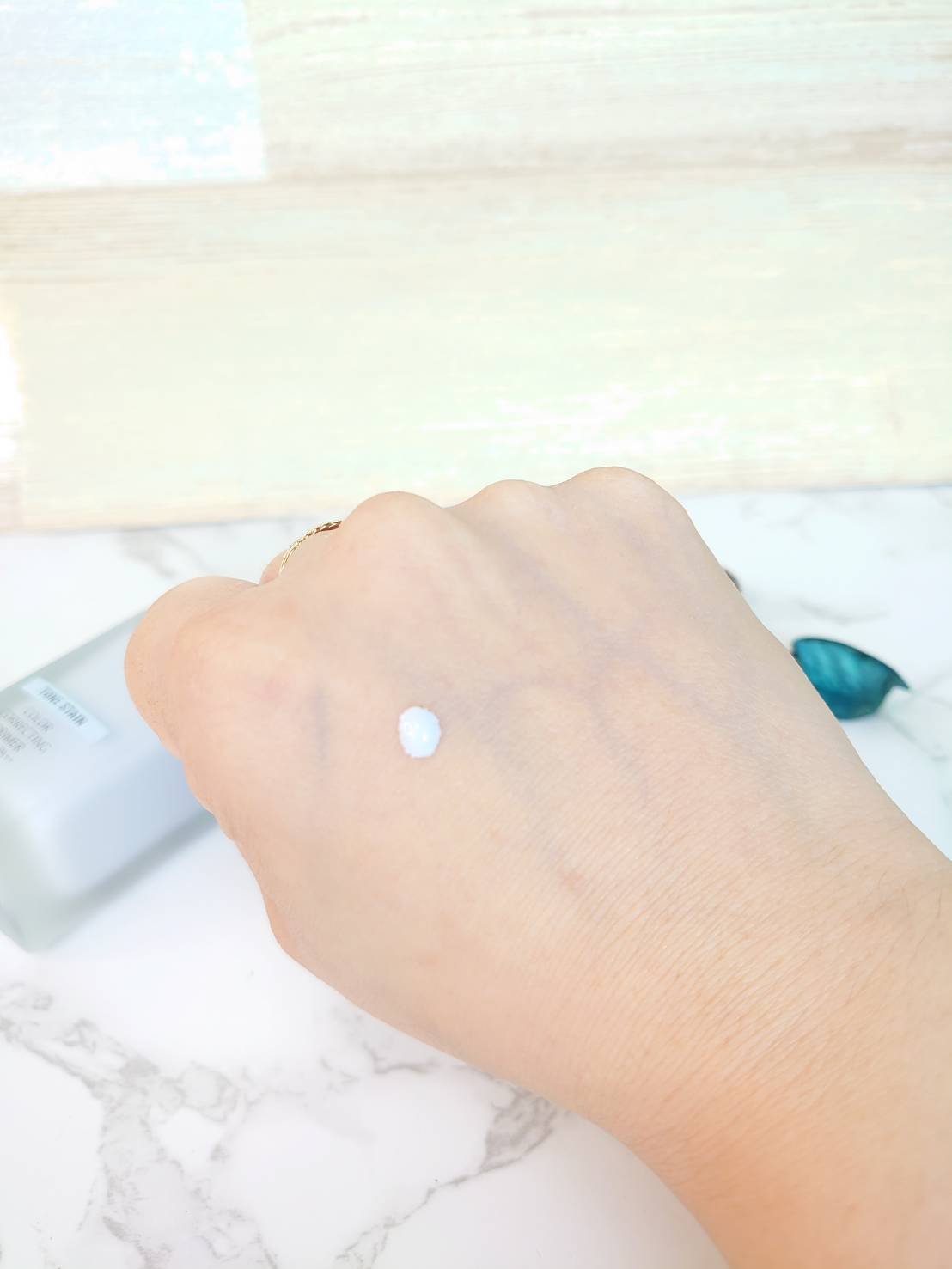 トーンステインカラーコレクティングプライマー/VDL/化粧下地を使ったクチコミ（3枚目）