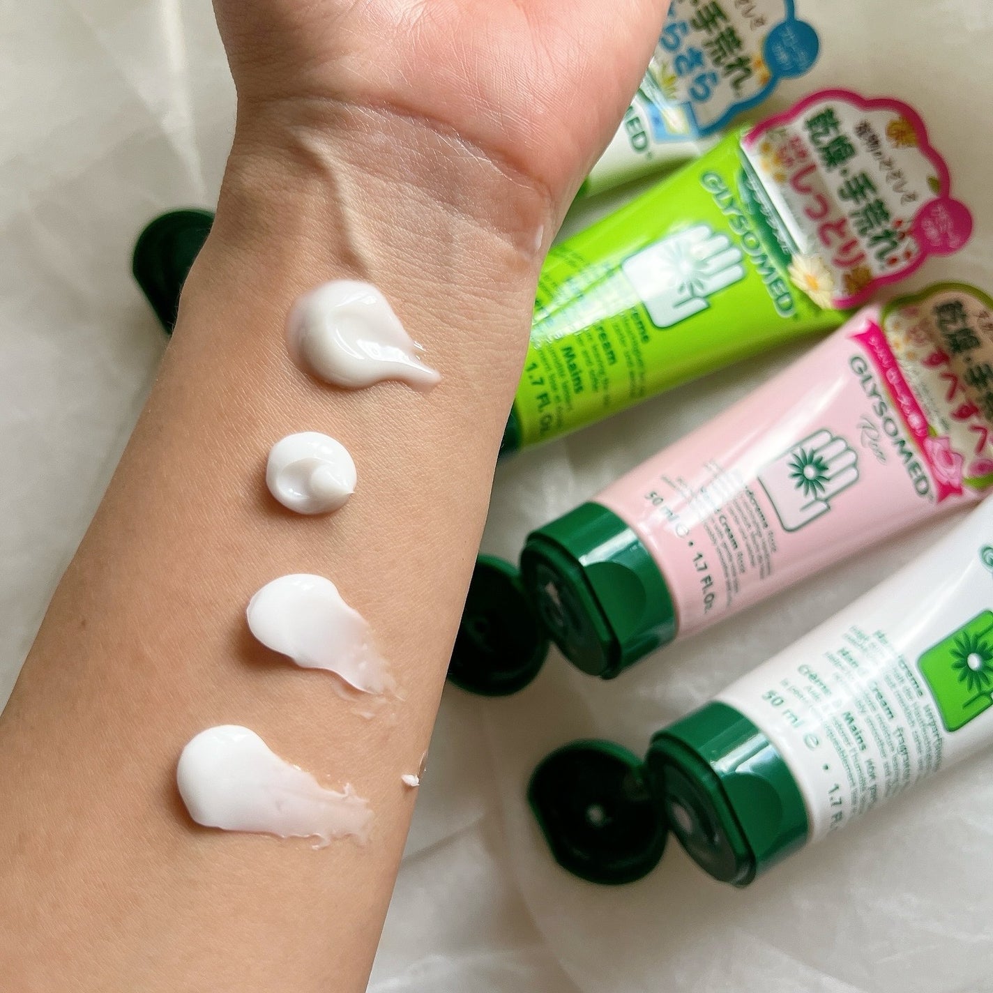 グリソメド ハンドクリーム A (カモミール)/グリソメド/ハンドクリームを使ったクチコミ(2枚目)