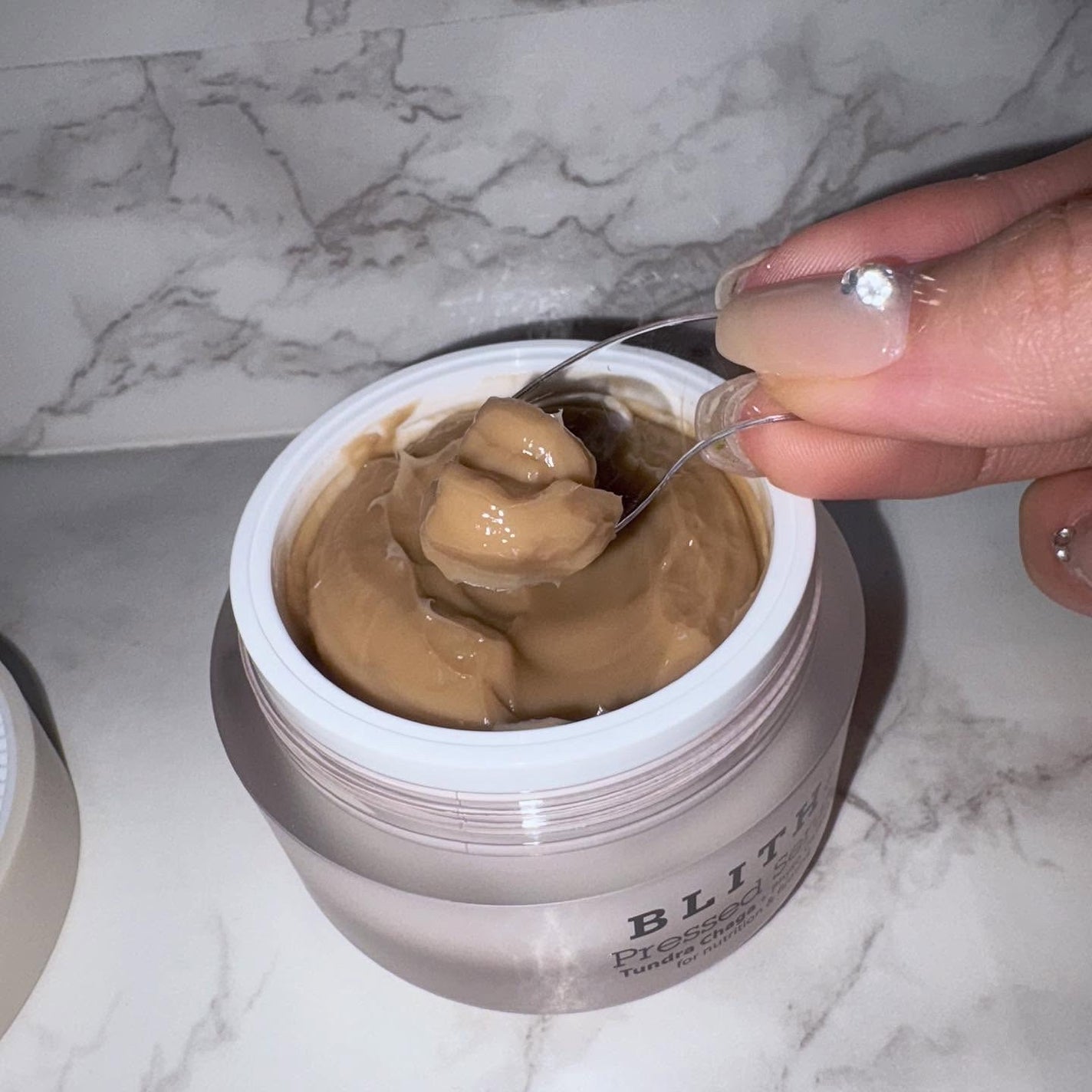 Pressed Serum Tundra chaga/BLITHE/美容液を使ったクチコミ(4枚目)