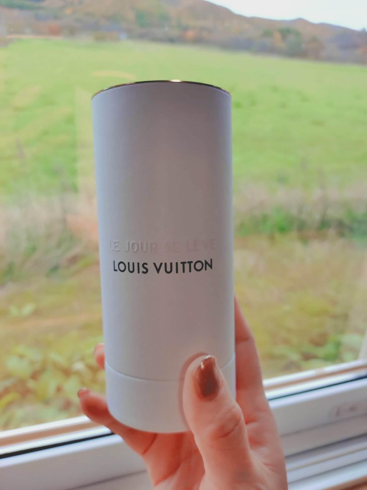 LE JOUR SE LÈVE (ルジュール・スレーヴ) 100ml