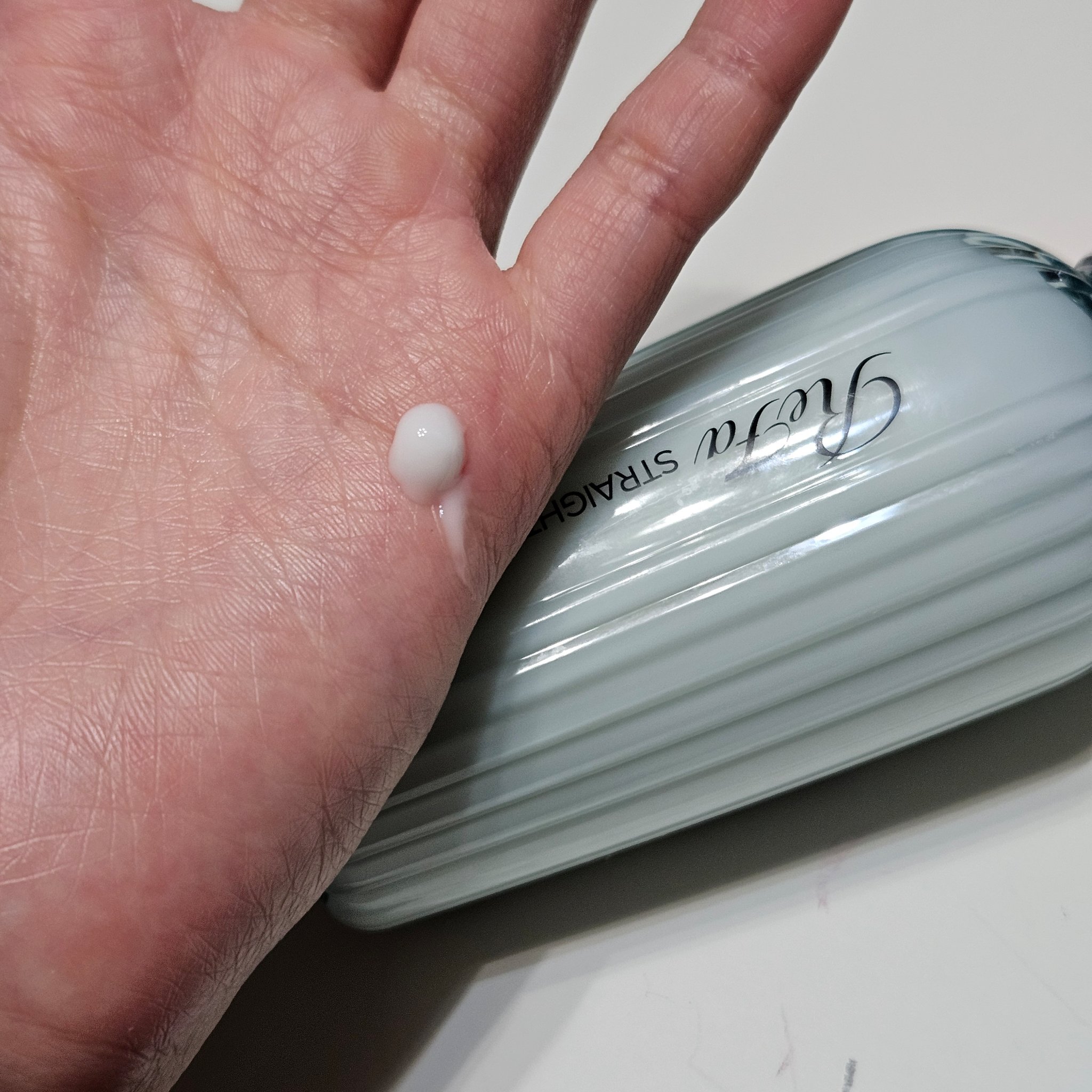 リファストレートロック/ReFa/ヘアオイルを使ったクチコミ（3枚目）