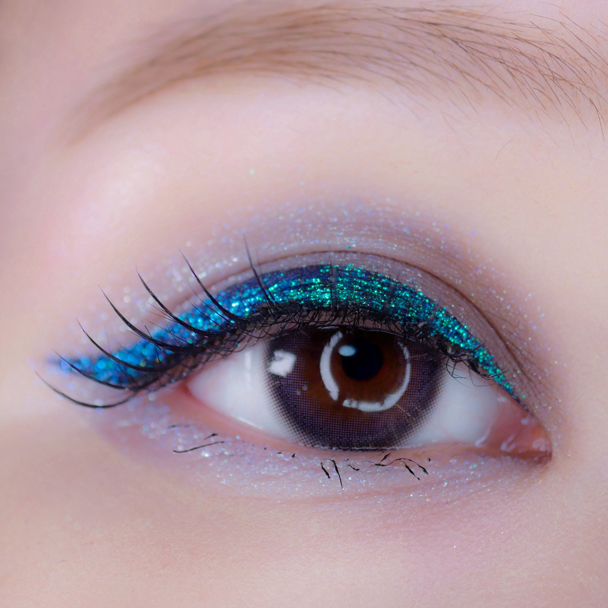 Velvet Dreams Opal Multichrome Pressed Eyeshadow/Karla Cosmetics /単色アイシャドウを使ったクチコミ（1枚目）