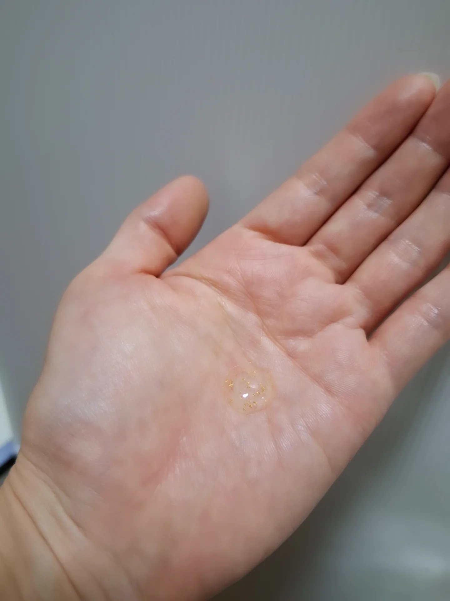  箔座の美 エッセンス /Touch of GOLD/美容液を使ったクチコミ（3枚目）