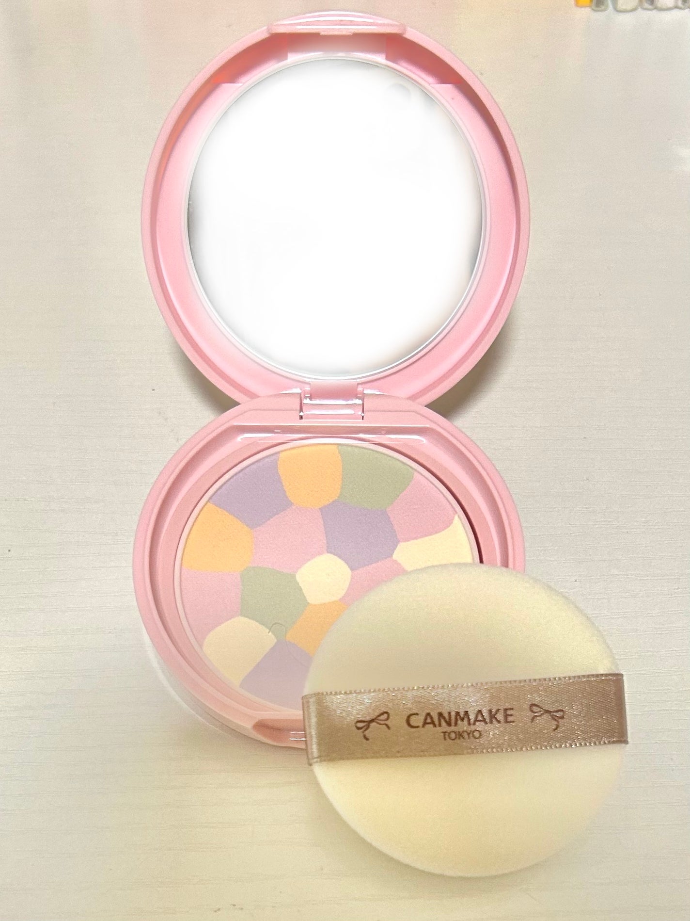 マシュマロフィニッシュパウダー ~Abloom~/キャンメイク/プレストパウダーを使ったクチコミ(4枚目)