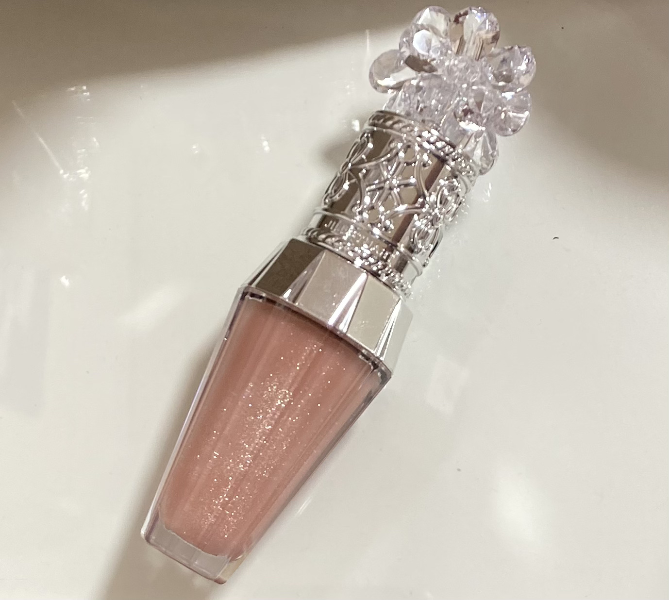 ジルスチュアート　クリスタルブルーム　リップブーケ セラム 14 ranunculus sparkle/JILL STUART/リッププランパーを使ったクチコミ（1枚目）