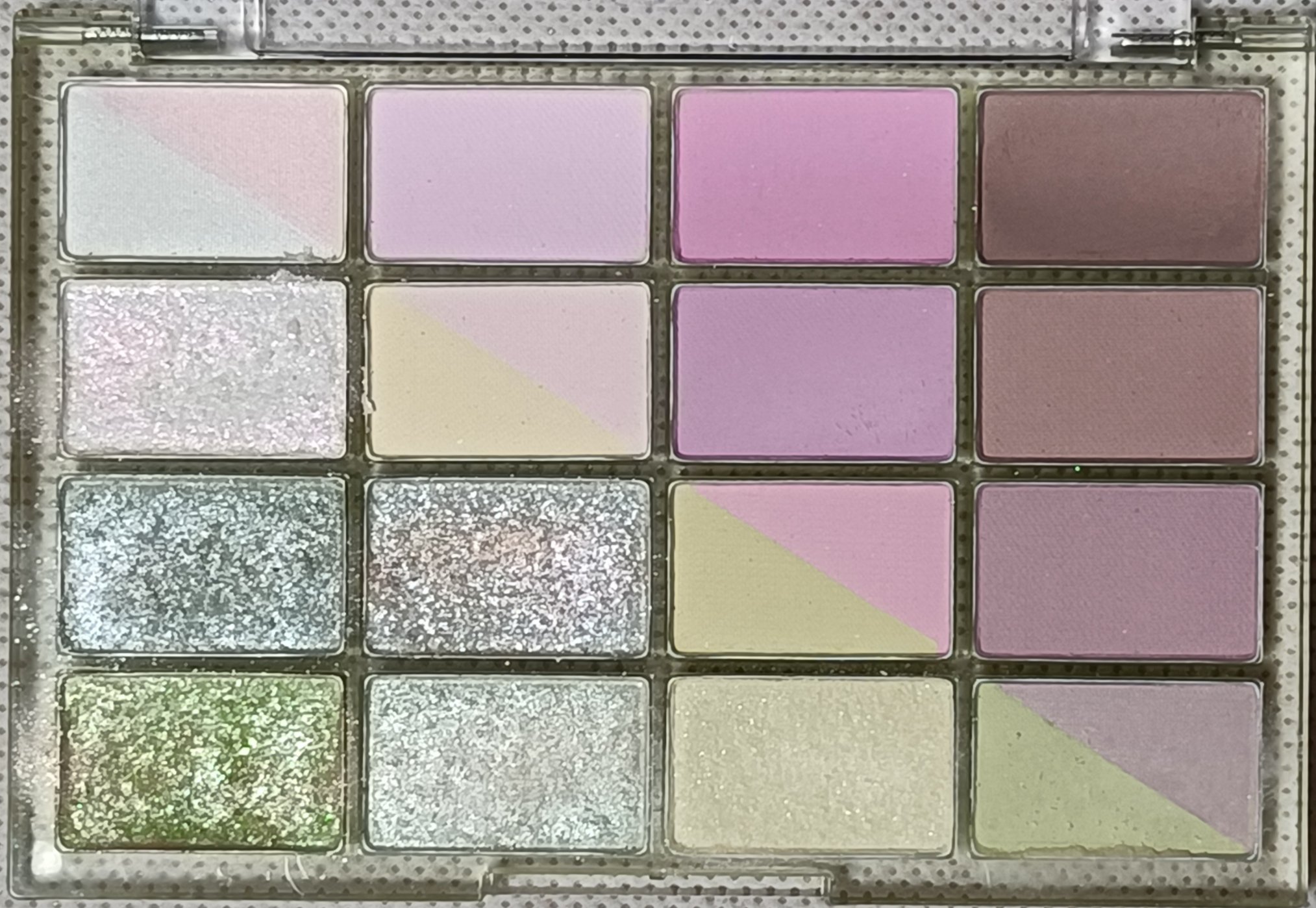 マット＆クリスタルチークス/キャンメイク/パウダーチークを使ったクチコミ（3枚目）