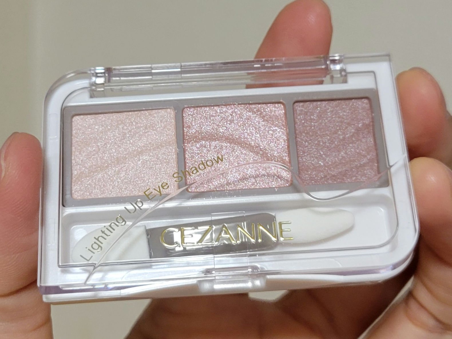 ライティングアップアイシャドウ/CEZANNE/アイシャドウを使ったクチコミ（3枚目）