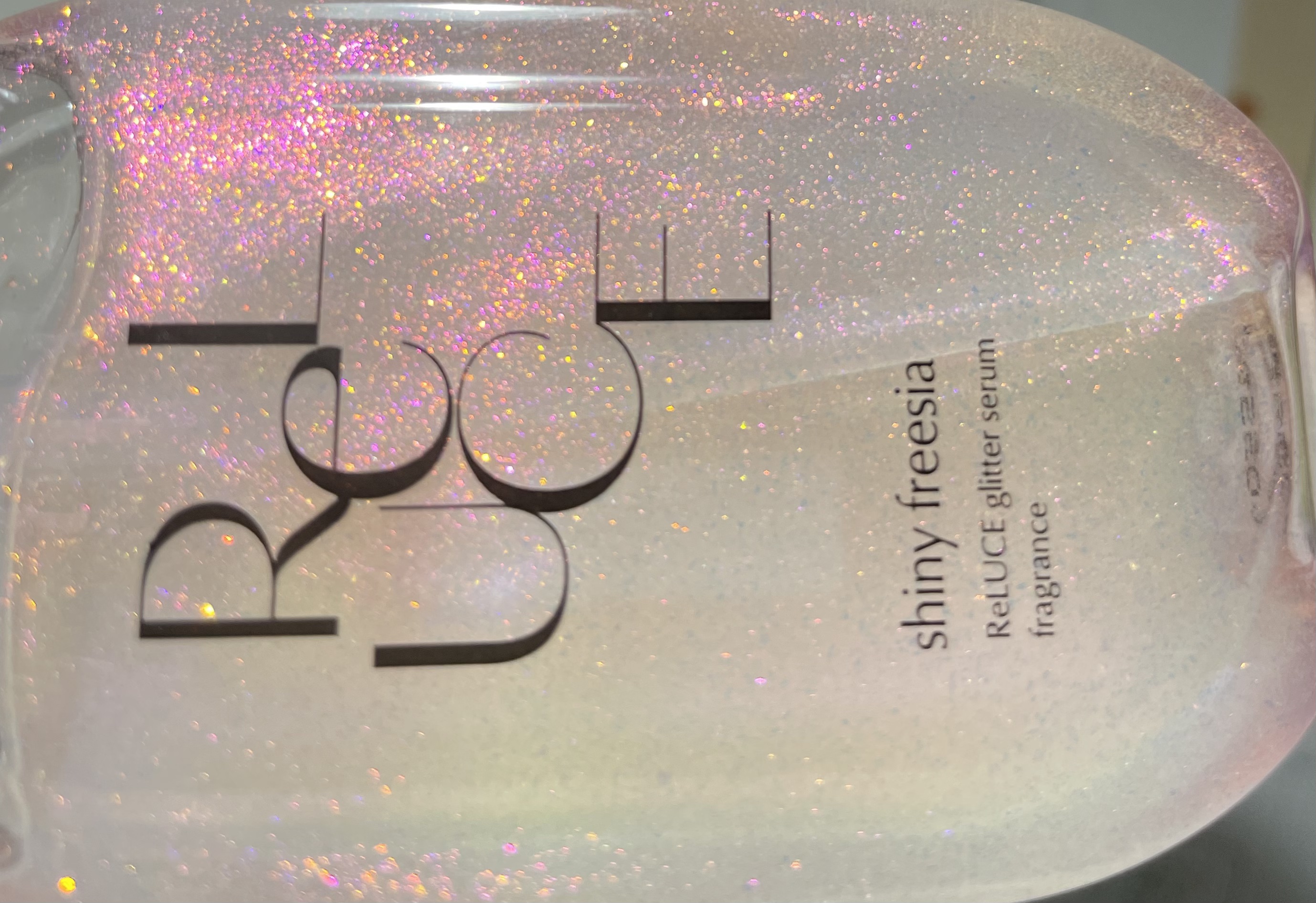 リルーチェ グリッターセラムフレグランス シャイニーフリージア/ReLUCE/香水(その他)を使ったクチコミ（2枚目）