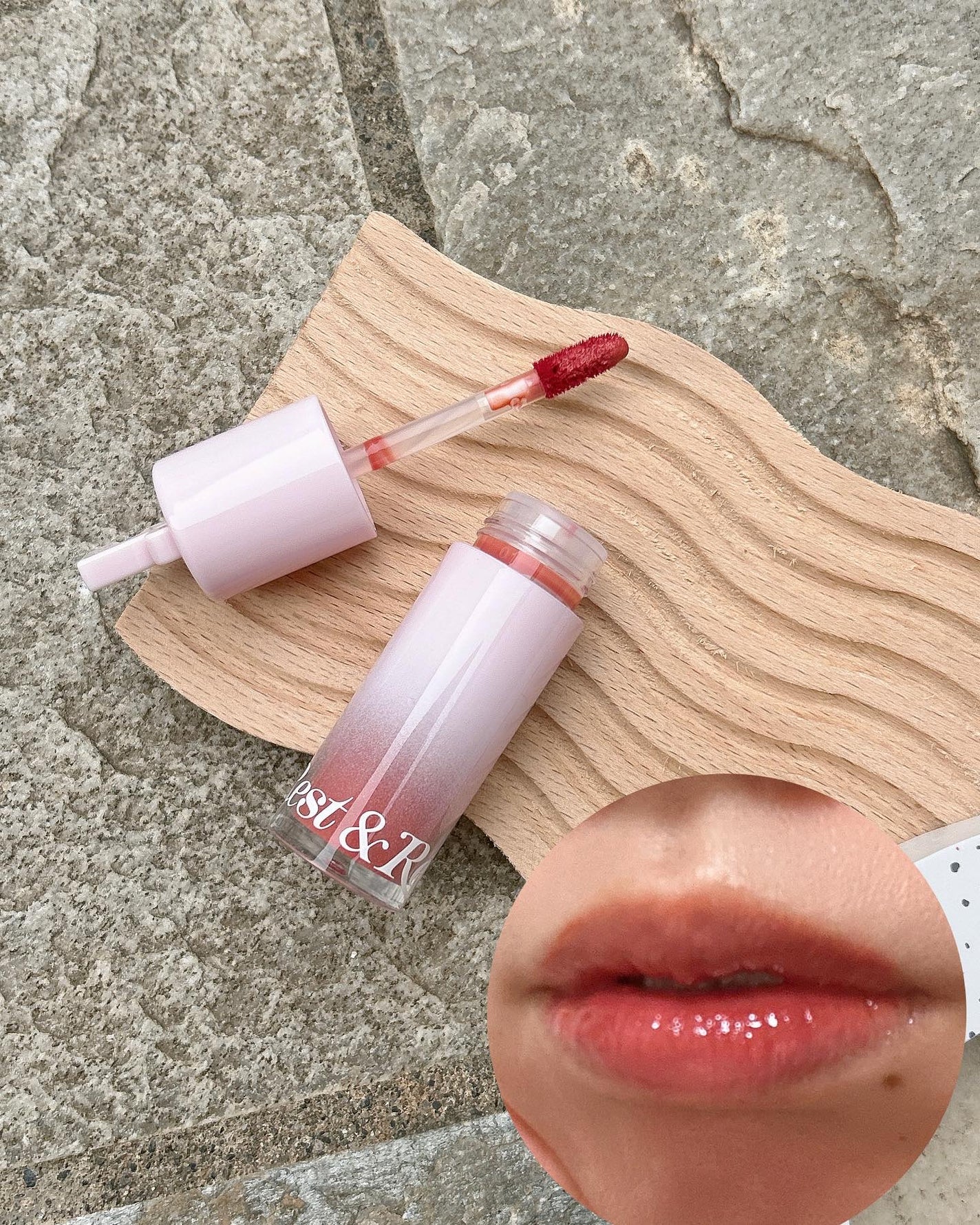 ウォーターグレーズリップティント/Rest & Recreation BEAUTY/リップティントを使ったクチコミ(3枚目)