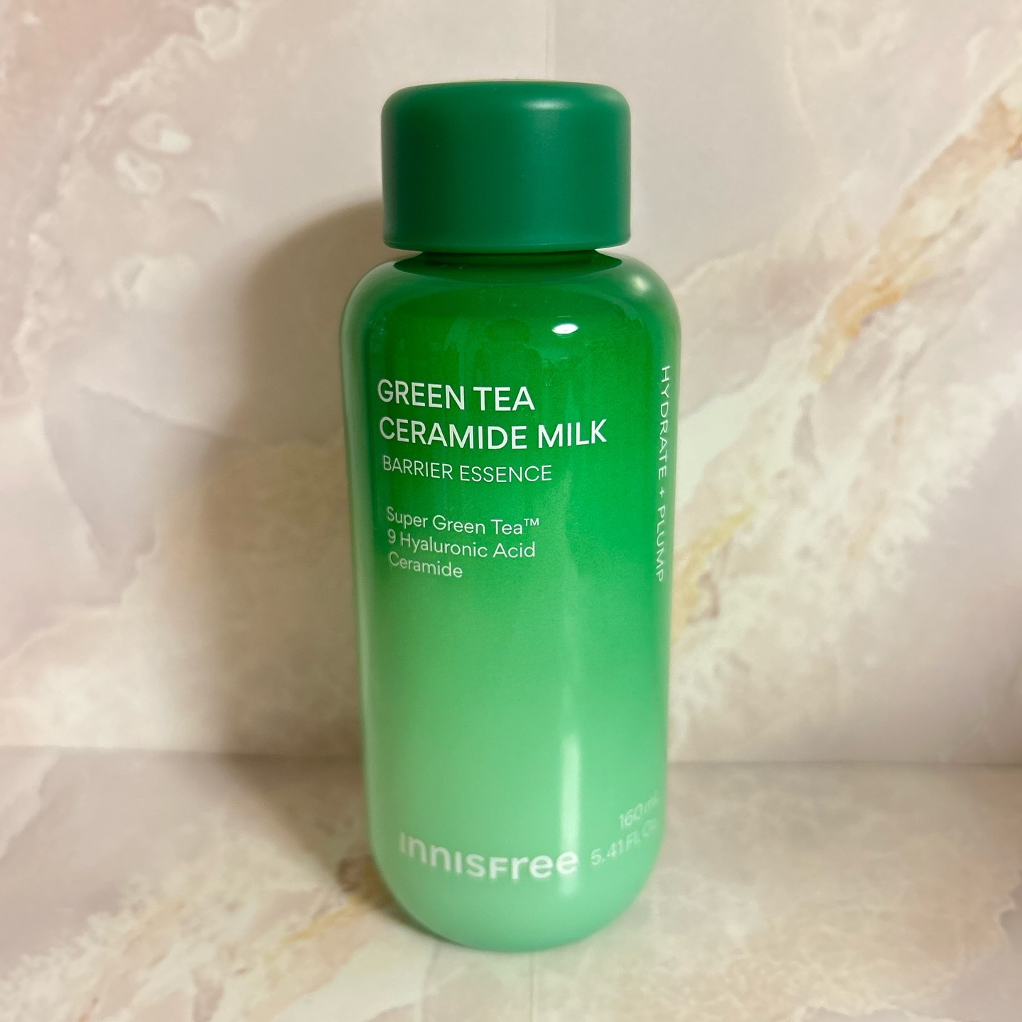 グリーンティー セラミド ミルク エッセンストナー/innisfree/化粧水を使ったクチコミ（2枚目）