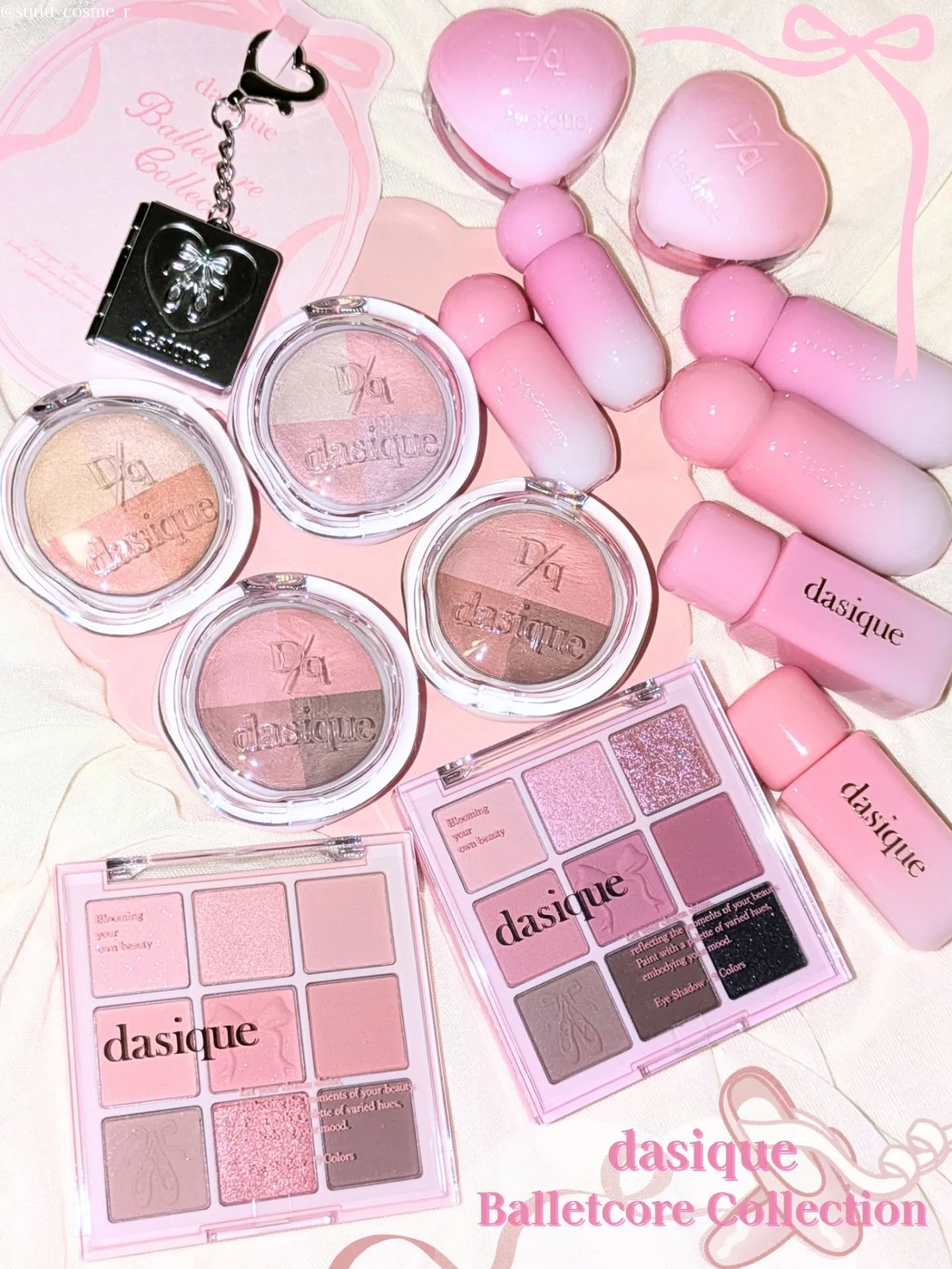 dasique(デイジーク)
🎀11/1Qoo10にて発売開始のバレエコアコレクション🩰💞

シャドウパレット35はニュートラル寄りな淡めカラーパレット🩷
ブルベの私にも馴染むカラーでお気に入りです🫶
36は青みピンク中心の深みカ