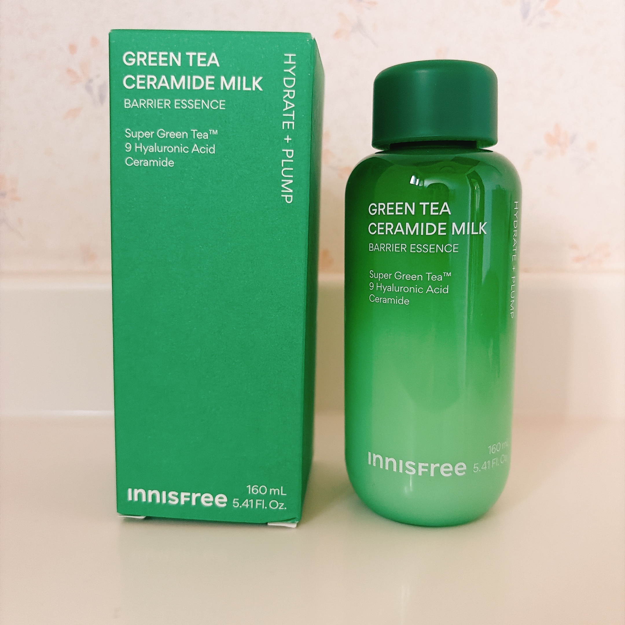 グリーンティー セラミド ミルク エッセンストナー/innisfree/化粧水を使ったクチコミ（1枚目）