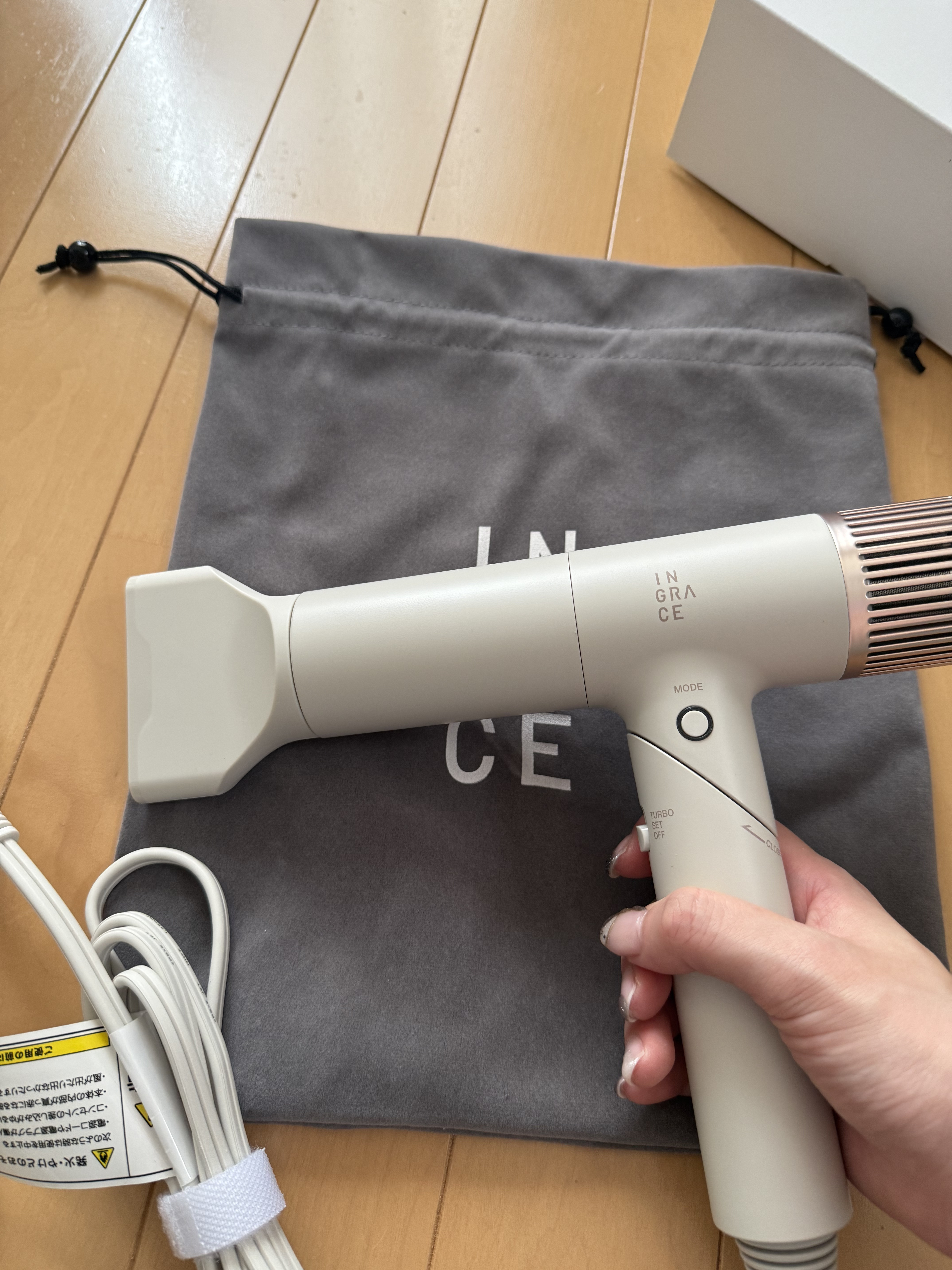 INGRACE Velena hair dryer MBD002A-G/INGRACE/ドライヤーを使ったクチコミ（2枚目）