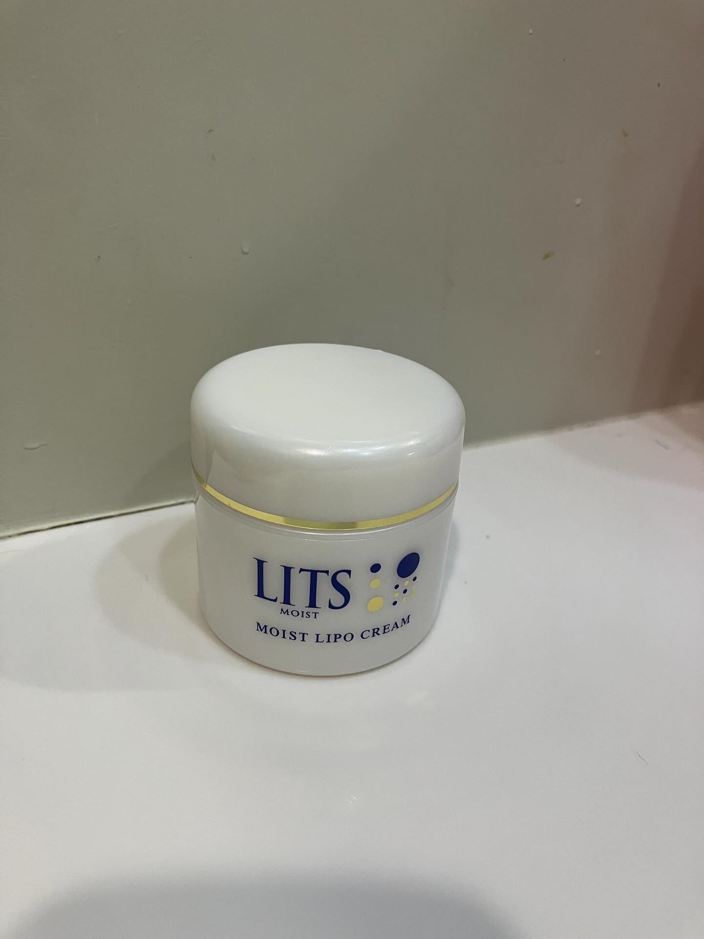 アヤ on LIPS 「LITSリッツモイストリポクリーム 50gしっかりとした質感の..」(2枚目)