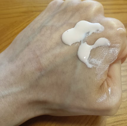 薬用 日中美白美容液/HAKU/美容液を使ったクチコミ(4枚目)