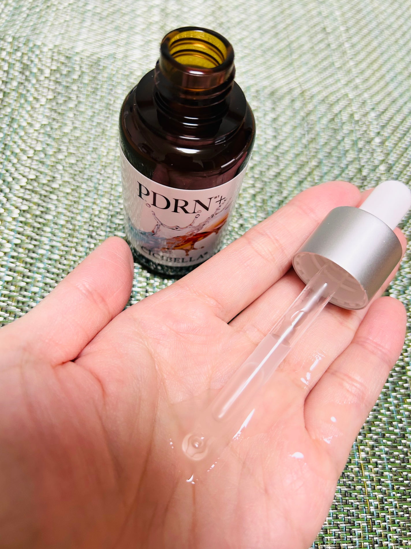 プレミアムビューティーセラム PDRN+美容液/CICIBELLA/美容液を使ったクチコミ(2枚目)