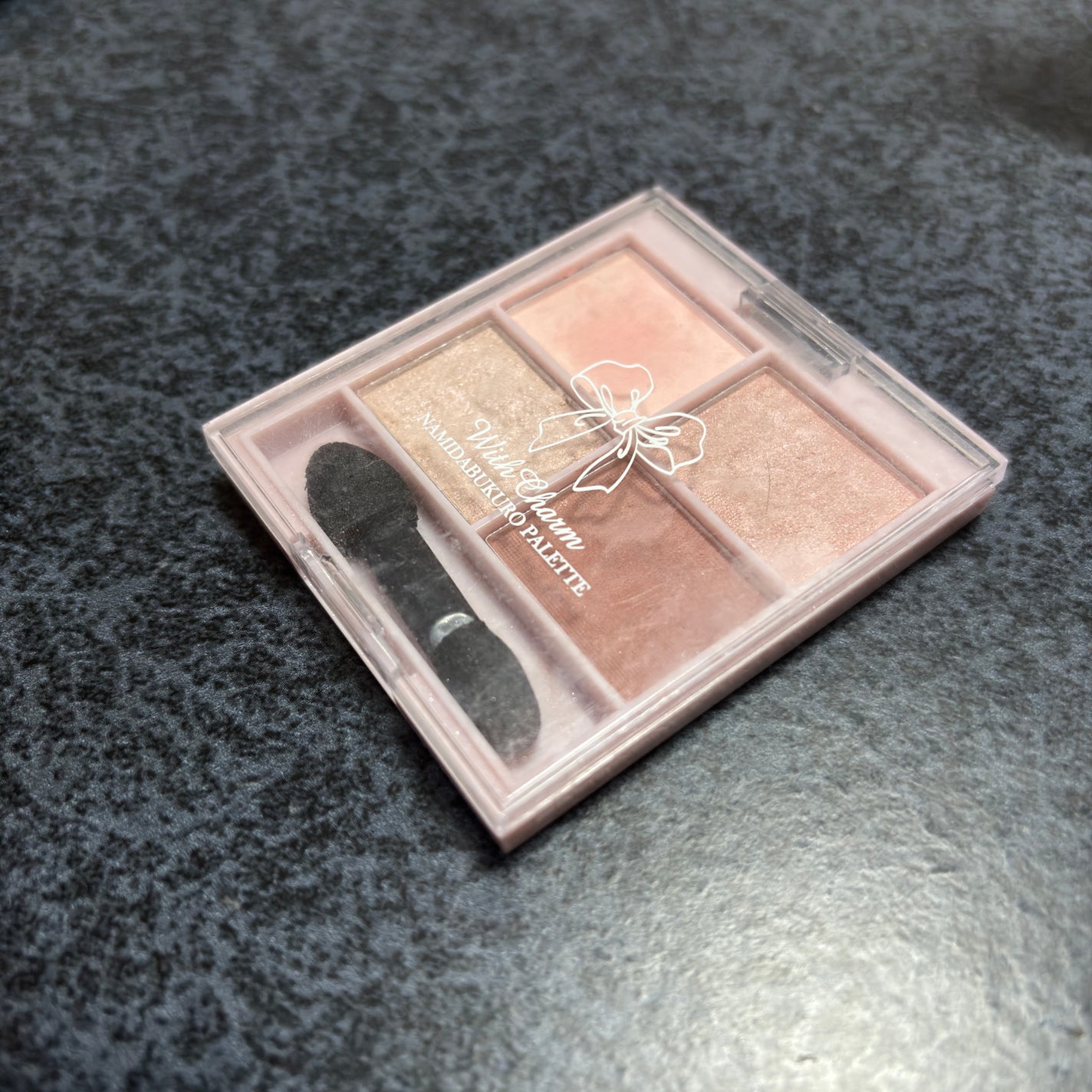 &. Wチャーム アイシャドウ2スタイルカラーパレット/DAISO/アイシャドウパレットを使ったクチコミ(1枚目)