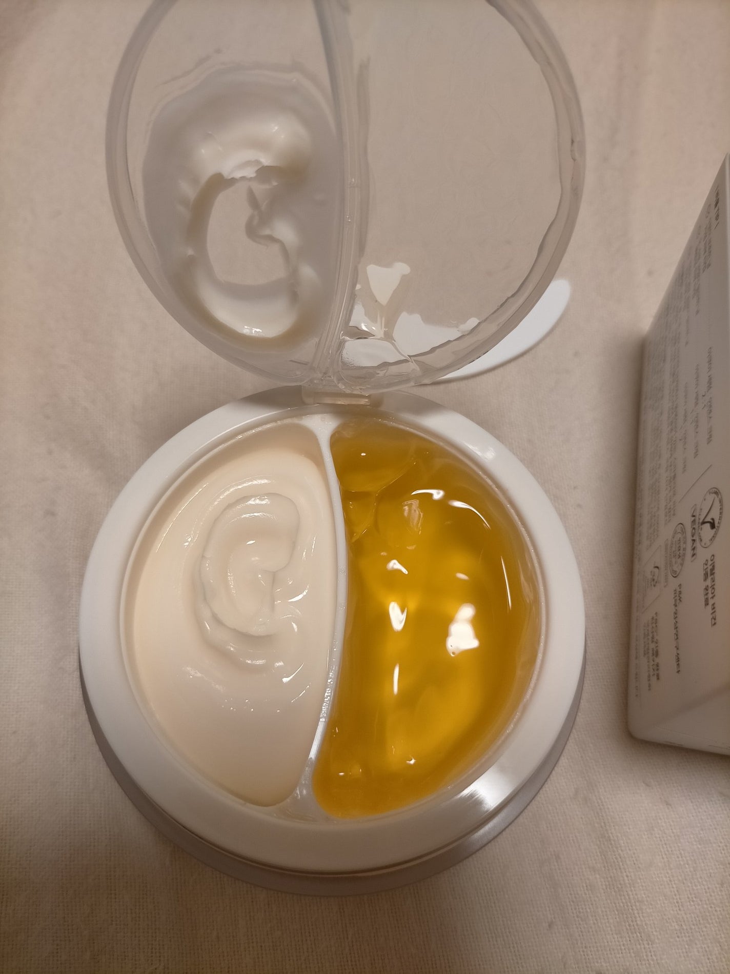 ホワイトトリュフダブルセラムアンドクリーム/ダルバ/フェイスクリームを使ったクチコミ(3枚目)