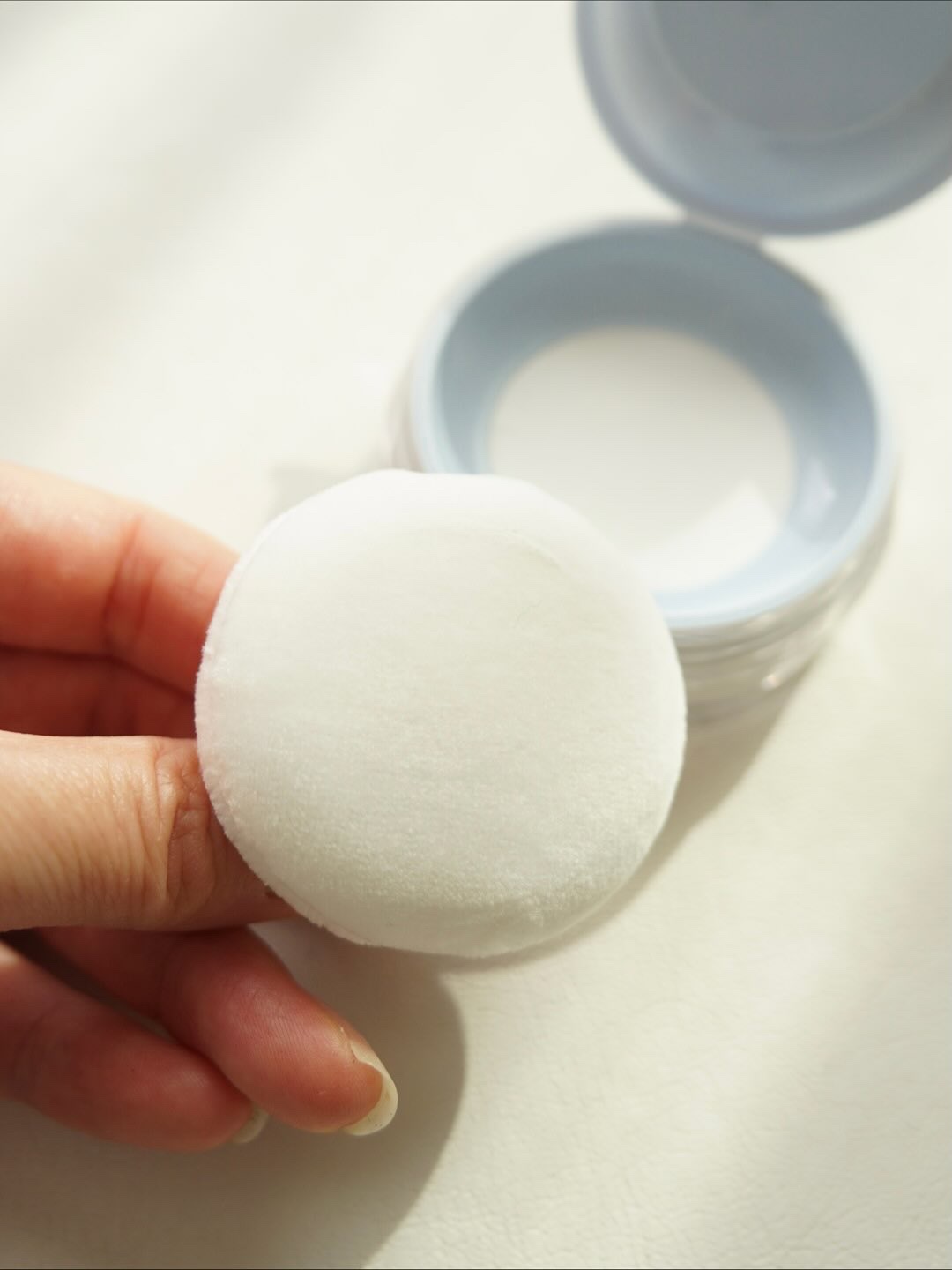 トランスルーセントセットエッセンシャルパウダー/TFIT/ルースパウダーを使ったクチコミ（3枚目）