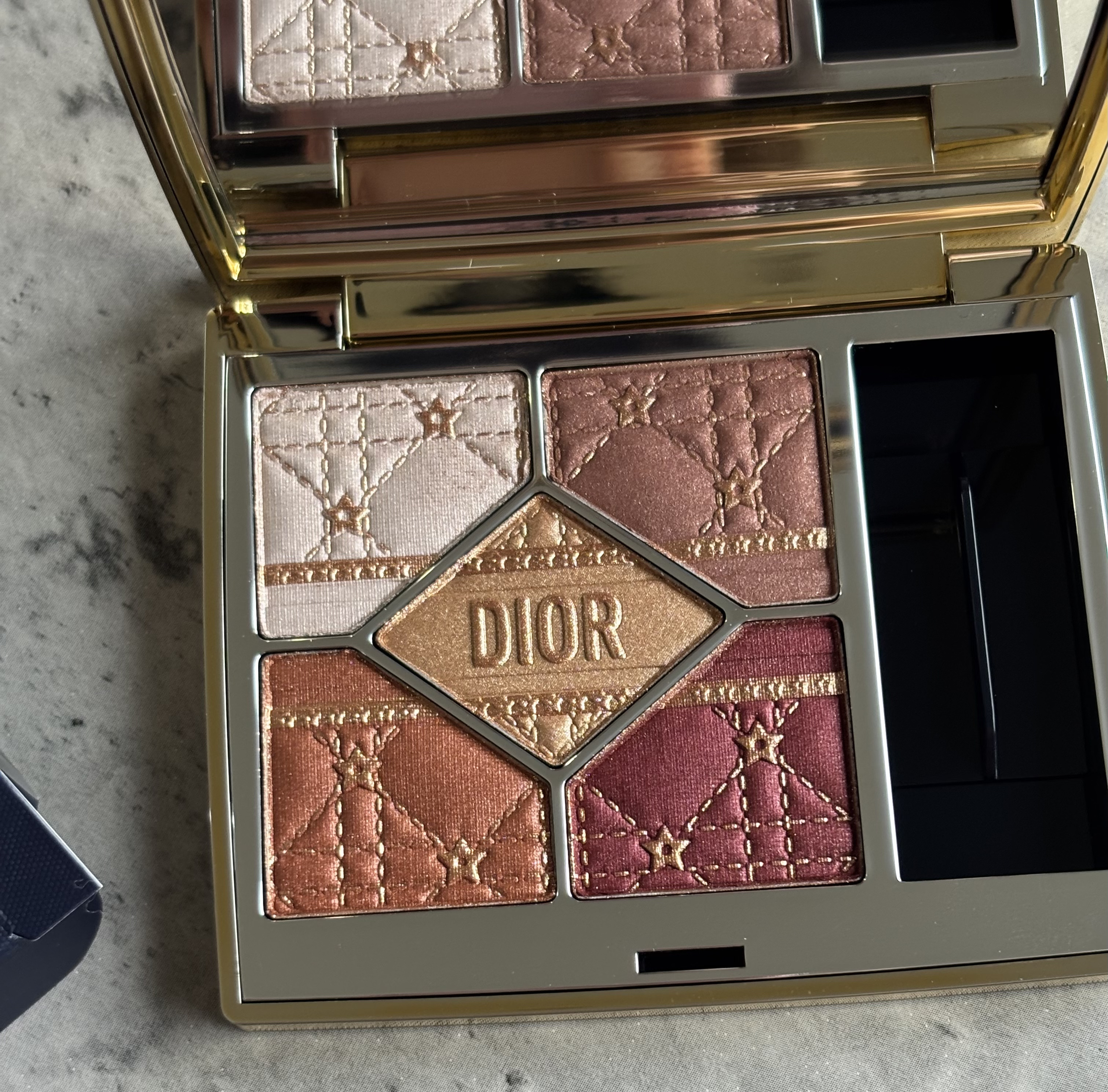 ディオールショウ サンク クルール/Dior/アイシャドウを使ったクチコミ（1枚目）