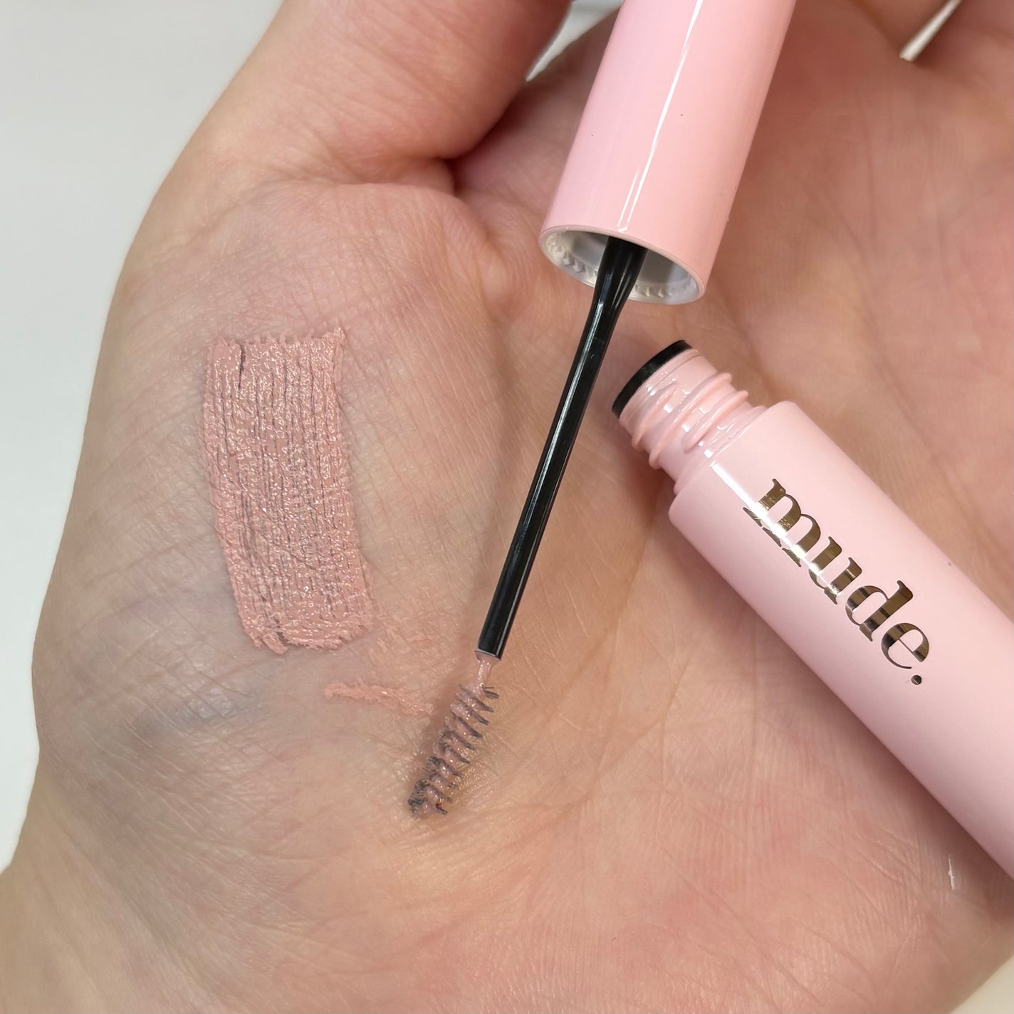 インスパイアスキニーブロウカラ/mude/眉マスカラを使ったクチコミ(3枚目)