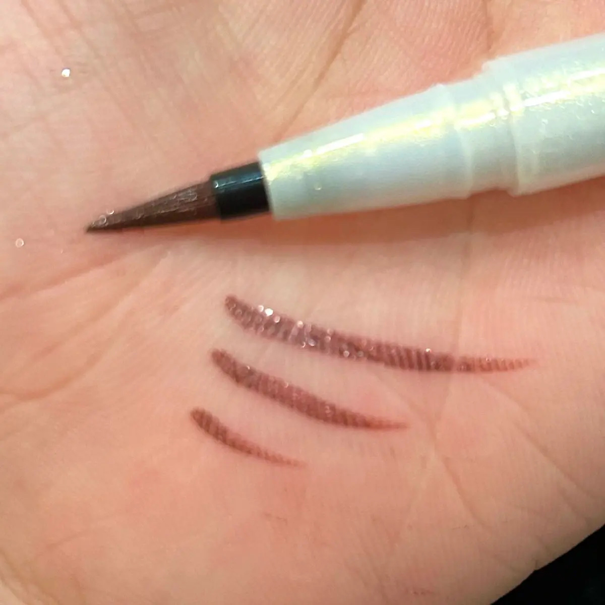 リキッドアイライナーEX/チャコット・コスメティクス/リキッドアイライナーを使ったクチコミ（3枚目）