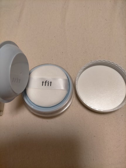 トランスルーセントセットエッセンシャルパウダー/TFIT/ルースパウダーを使ったクチコミ(3枚目)