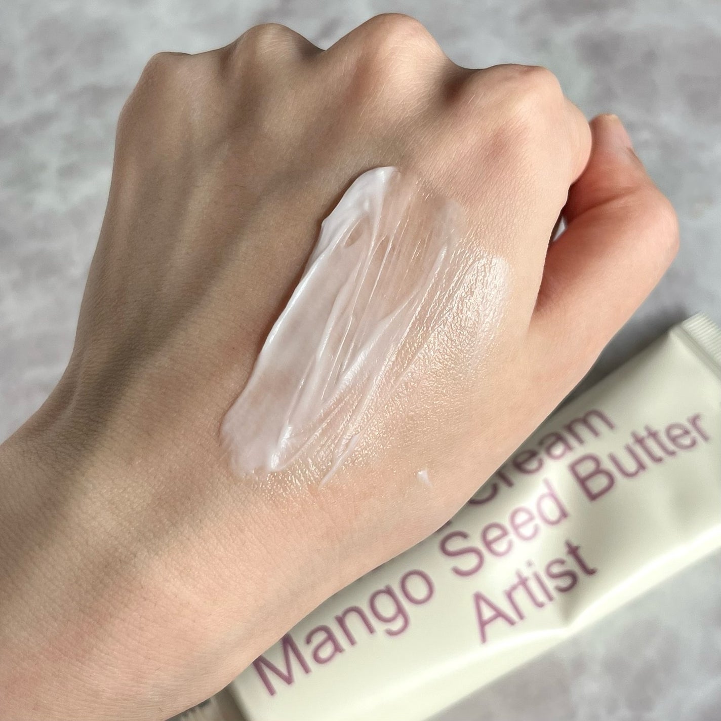 パフュームシルキーハンドクリーム/hetras/ハンドクリームを使ったクチコミ(3枚目)