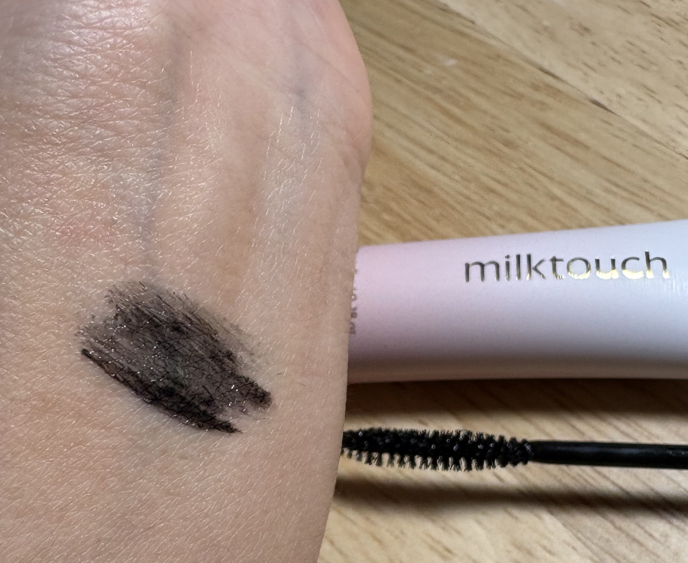 アイコニックロングマスカラ/Milk Touch/マスカラを使ったクチコミ（3枚目）