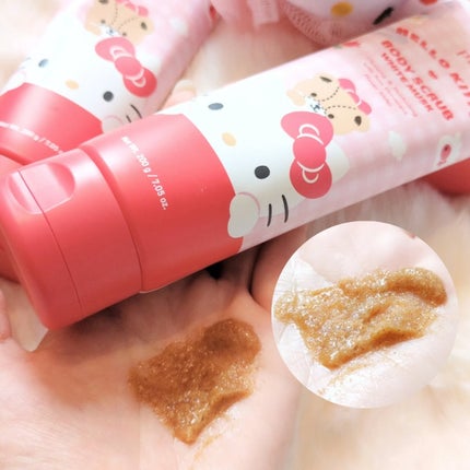 オリジナルボディスクラブ ホワイトムスク/plu/ボディスクラブを使ったクチコミ(5枚目)