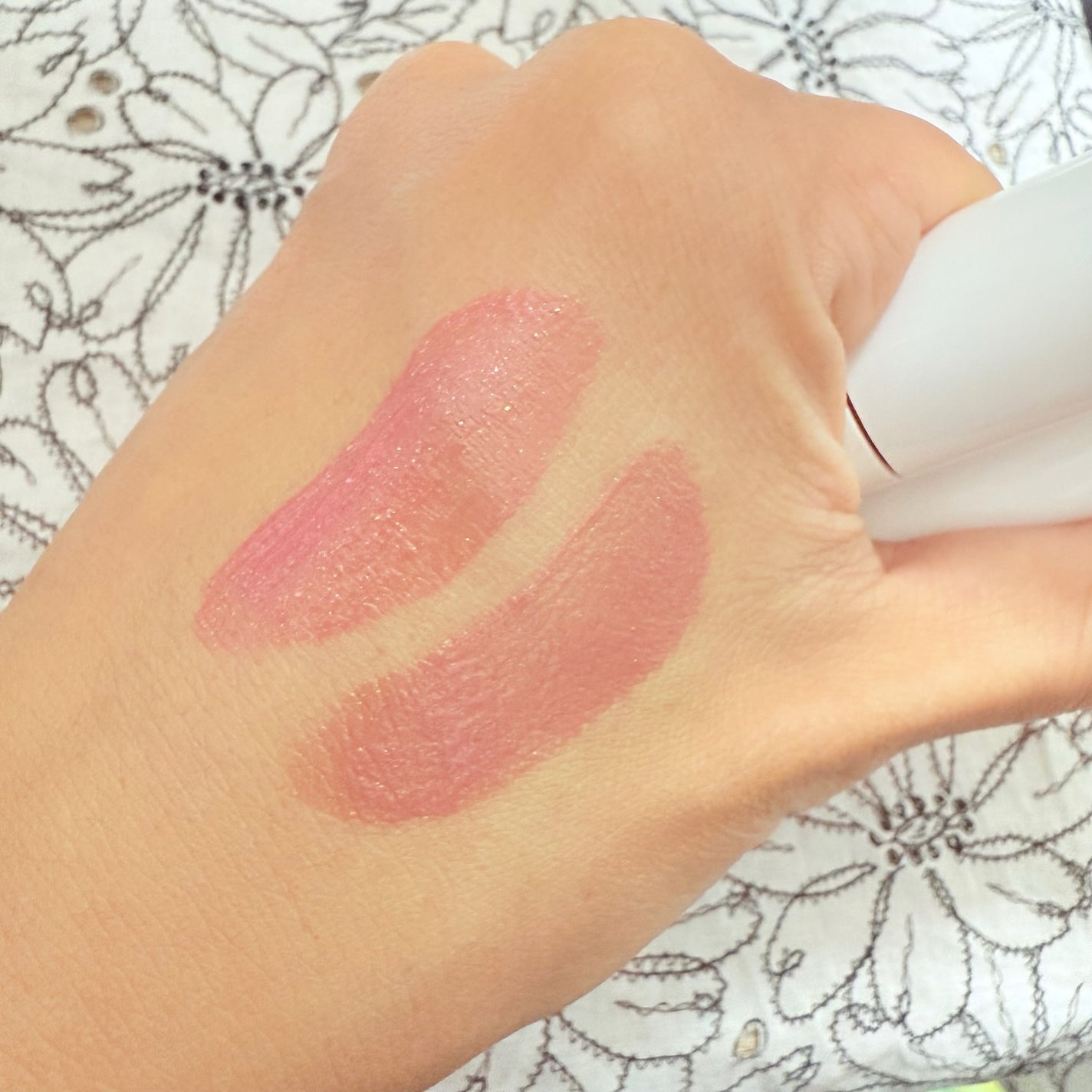 アップトゥーミー ハグマイリップ カラーロックプランパー/up2me/リッププランパーを使ったクチコミ(2枚目)