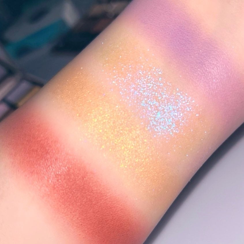 蝶影流光アイシャドウパレット/花西子/アイシャドウパレットを使ったクチコミ(3枚目)