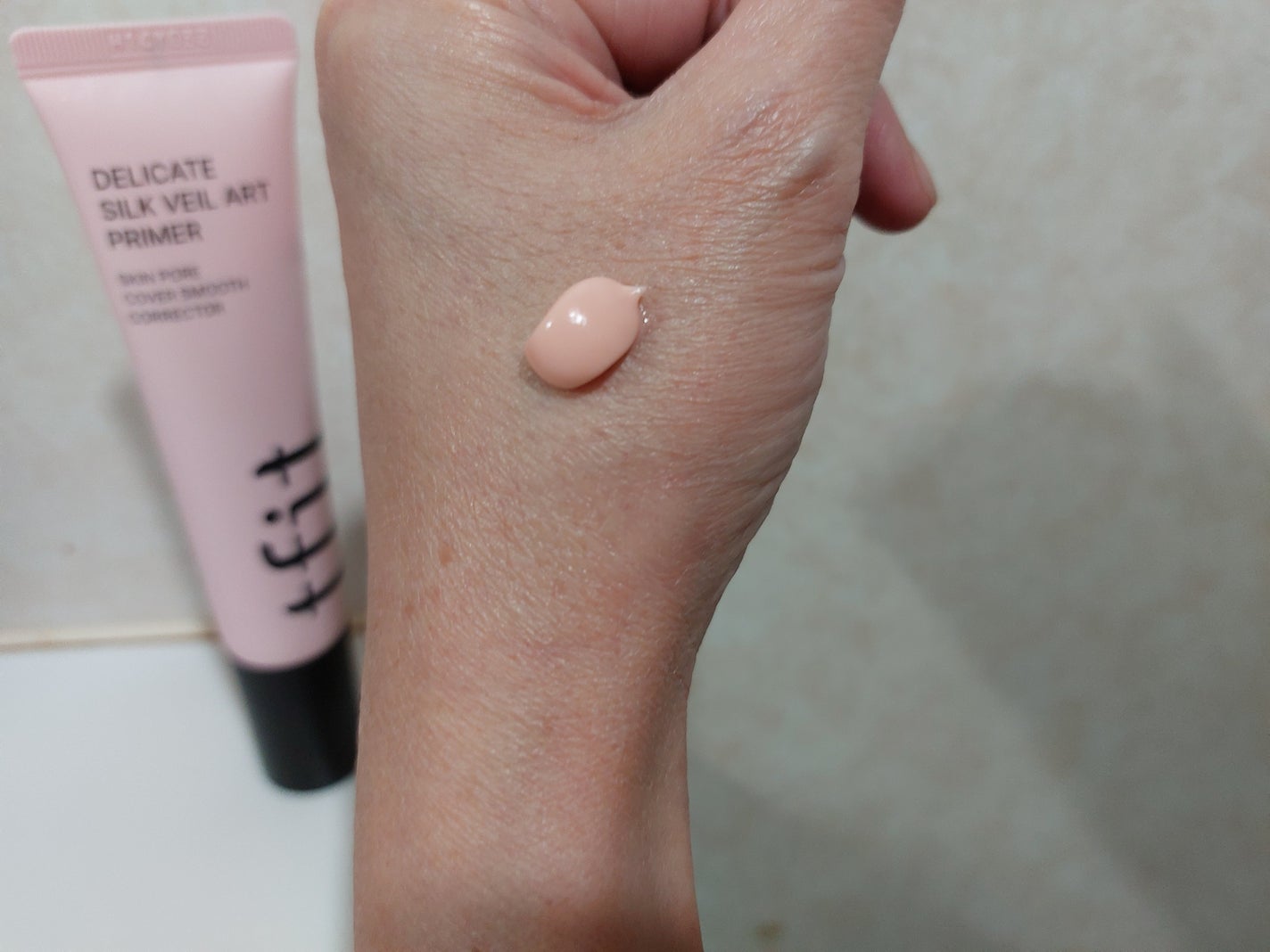 デリケートシルクベールアートプライマー/TFIT/化粧下地を使ったクチコミ(3枚目)