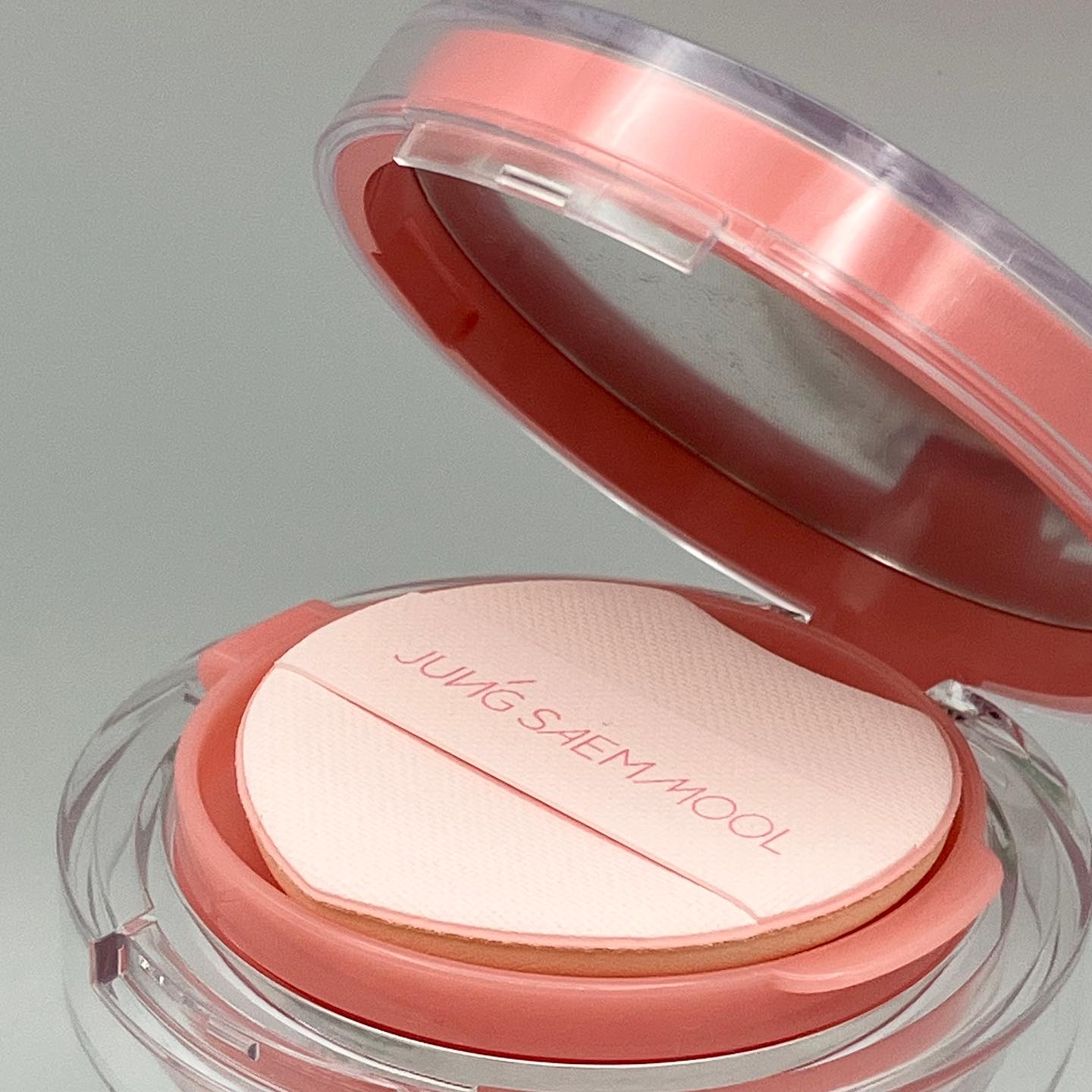 アーティストクッションブラッシュ/JUNG SAEM MOOL/リキッドチークを使ったクチコミ（2枚目）