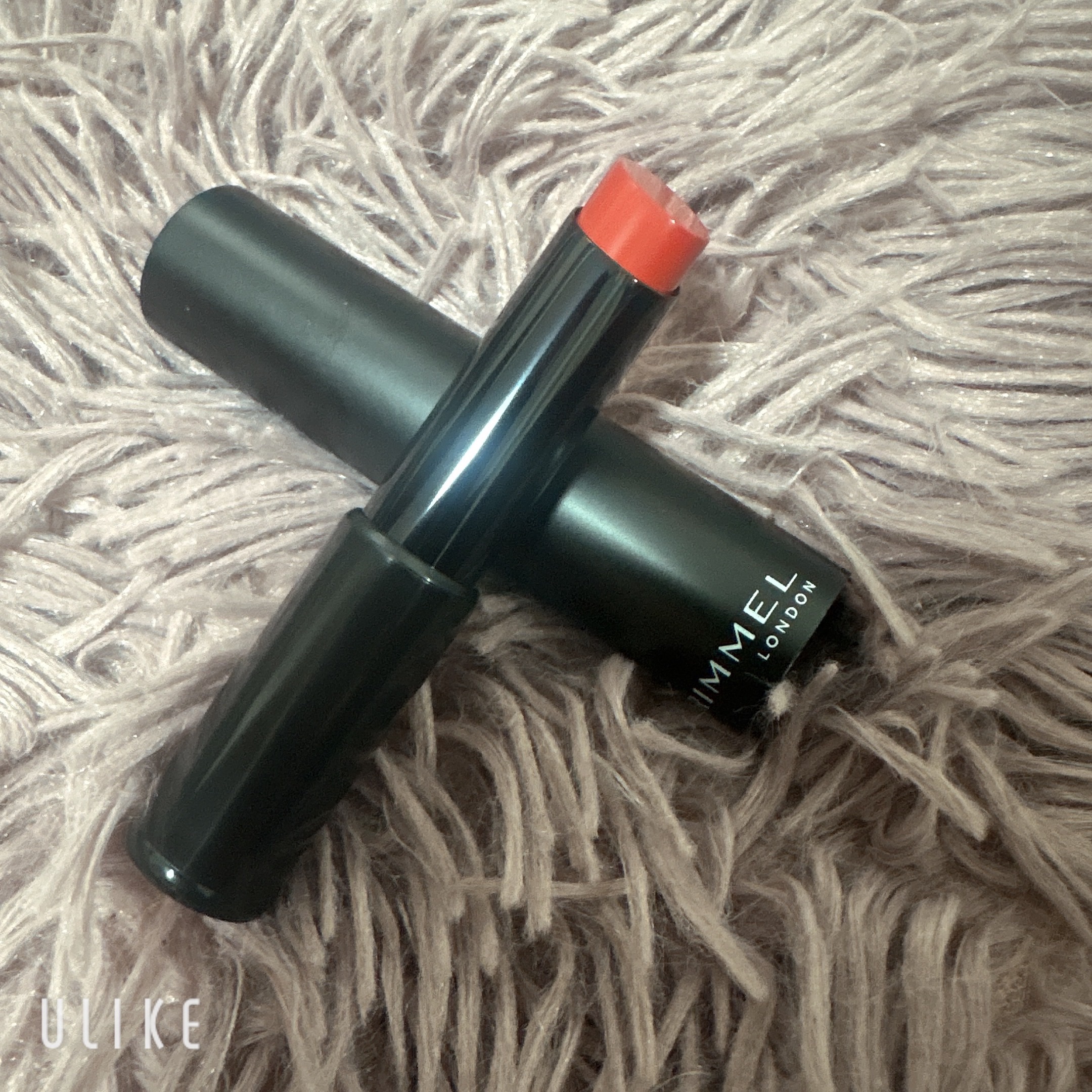 ラスティング フィニッシュ オイルモイスト ティント C/リンメル ロンドン/リップティントを使ったクチコミ（2枚目）