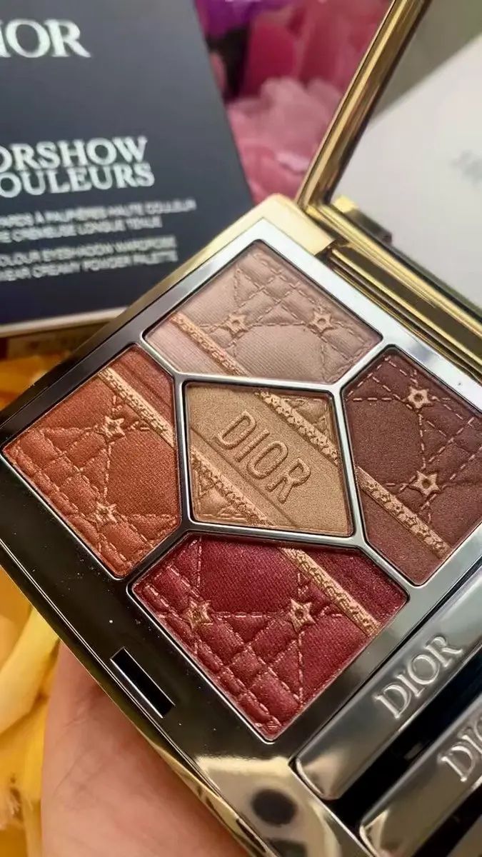 ディオールショウ サンク クルール/Dior/アイシャドウを使ったクチコミ（2枚目）