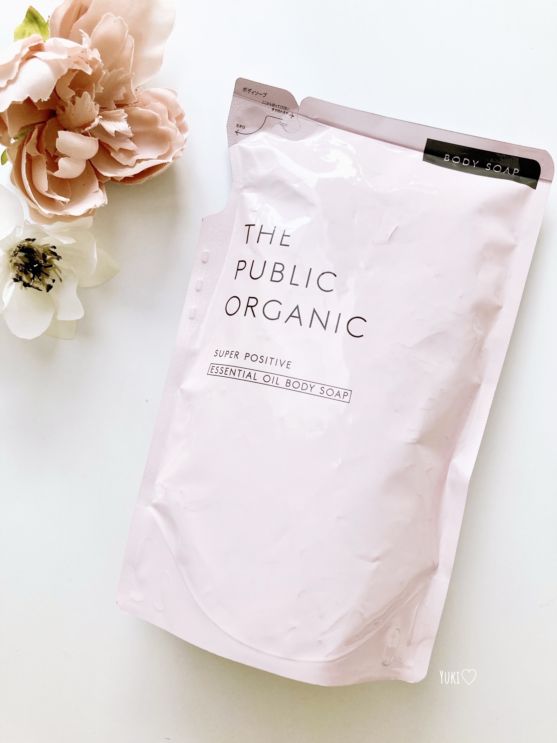  \\ 心も前向きに🫧 //
＊THE PUBLIC ORGANIC＊
スーパーポジティブDM
ボディソープ

とろんとしたテクスチャーで
きめ細かな泡立ちの良い

フィトモイスト泡の
ボディソープ🫧

やさしく洗い上げてくれて
ディー