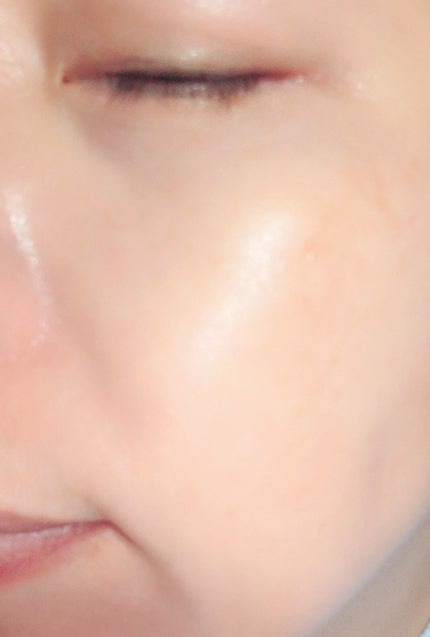 deep2031 deep2031 ブライトニングセラムのクチコミ「deep2031 deep2031 ブライトニングセラム
✔ナイアシンアミドがシワ改善
✔.....」(3枚目)