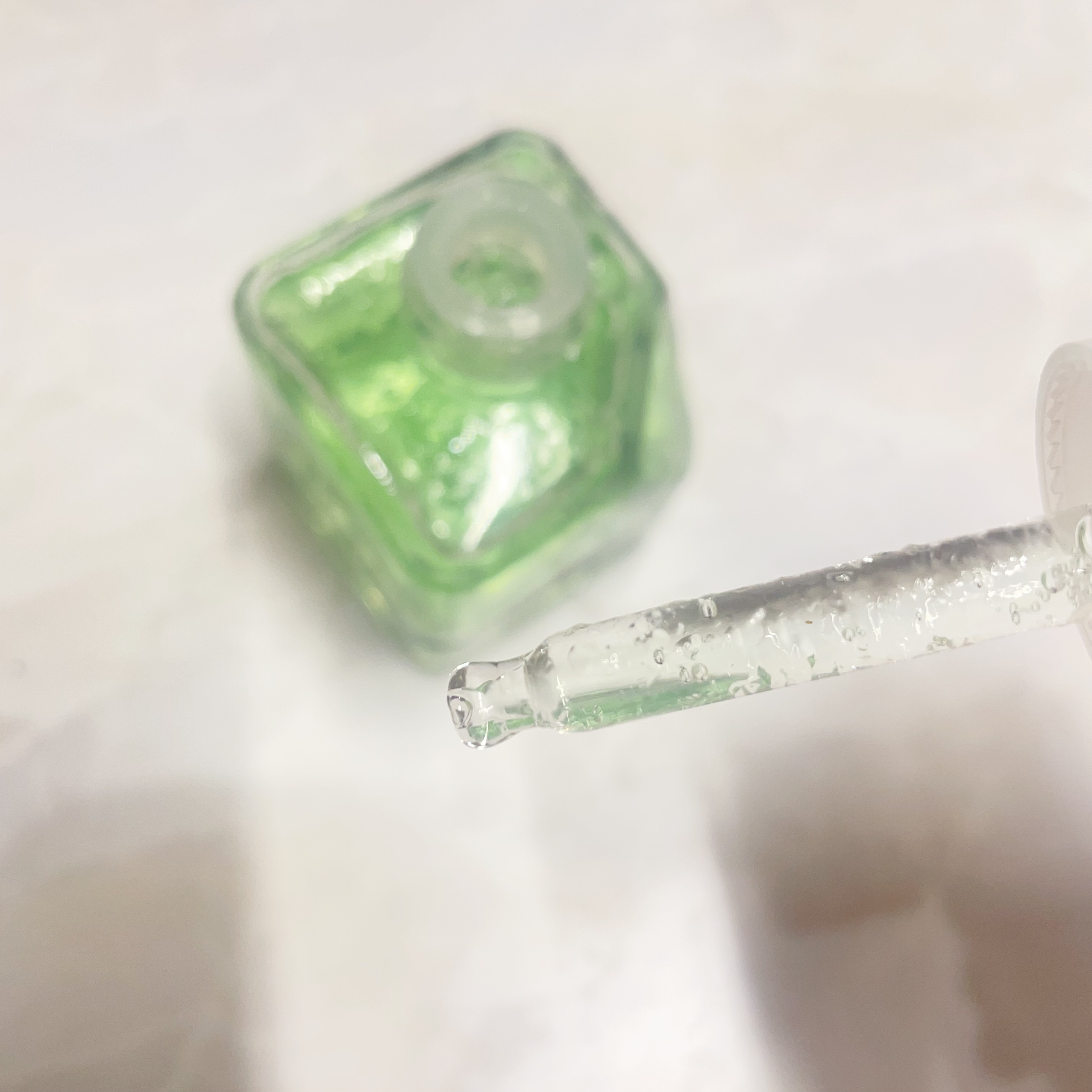 バオバブハイドロゲル ツードロップアンプル/vividraw/美容液を使ったクチコミ（3枚目）