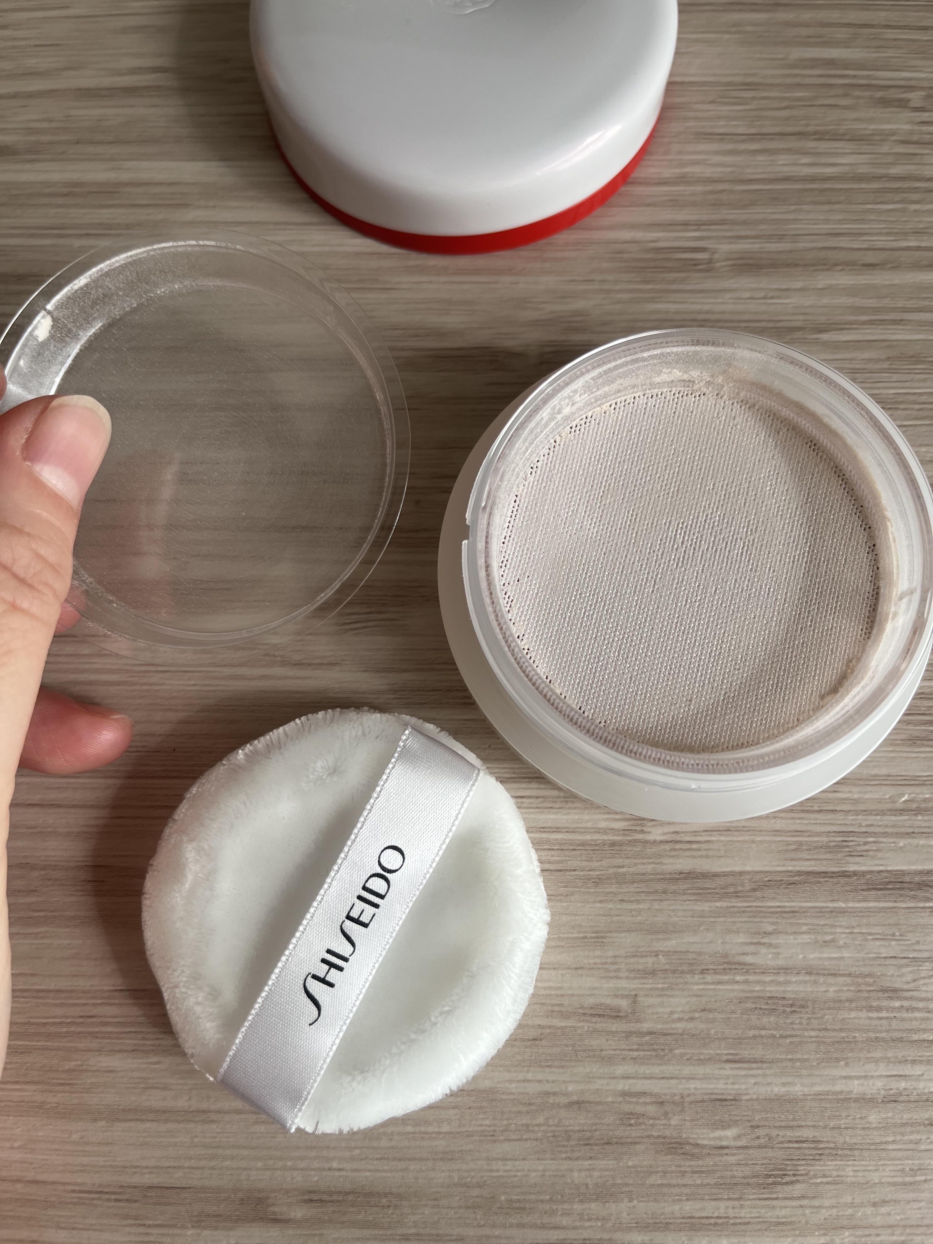 SHISEIDO エッセンス スキンセッティング パウダー/SHISEIDO/ルースパウダーを使ったクチコミ（3枚目）