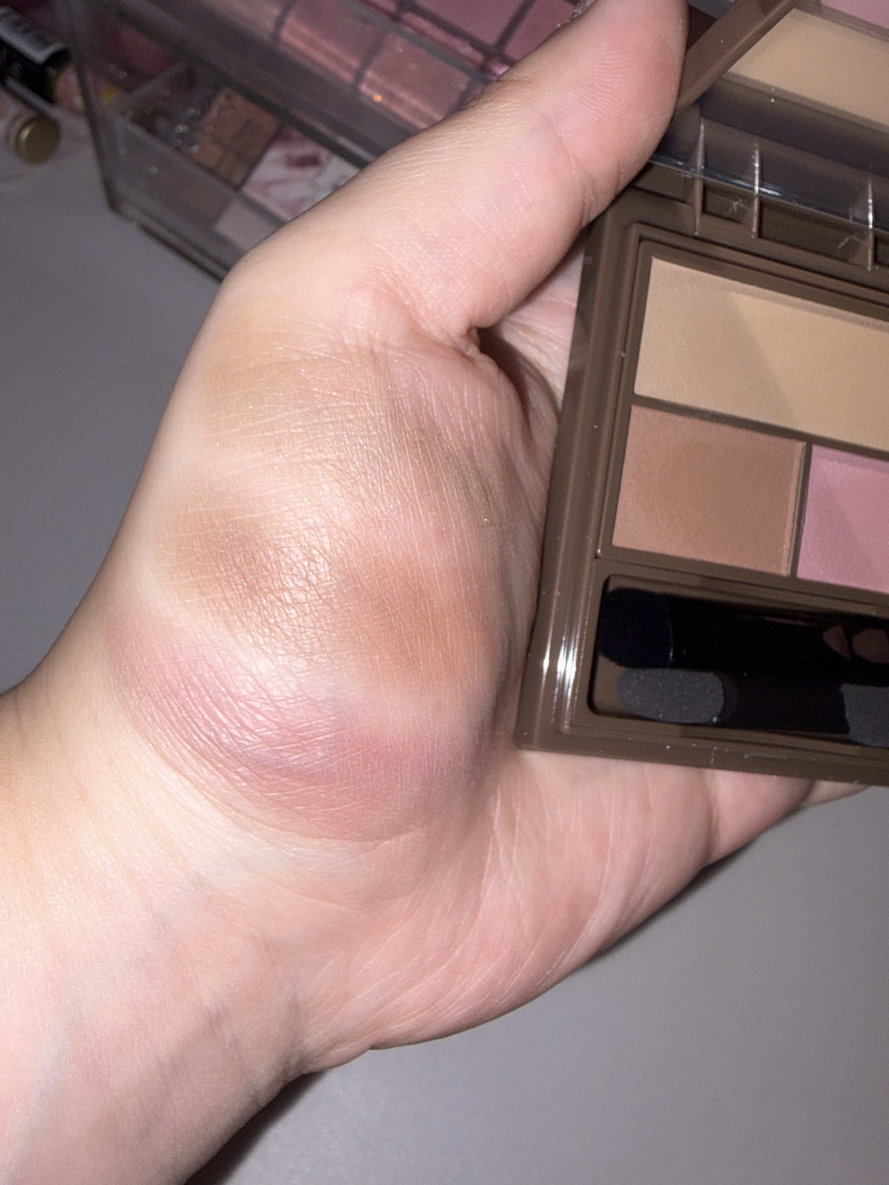 フーミー マルチアイブロウパウダー/WHOMEE/パウダーアイブロウを使ったクチコミ（3枚目）